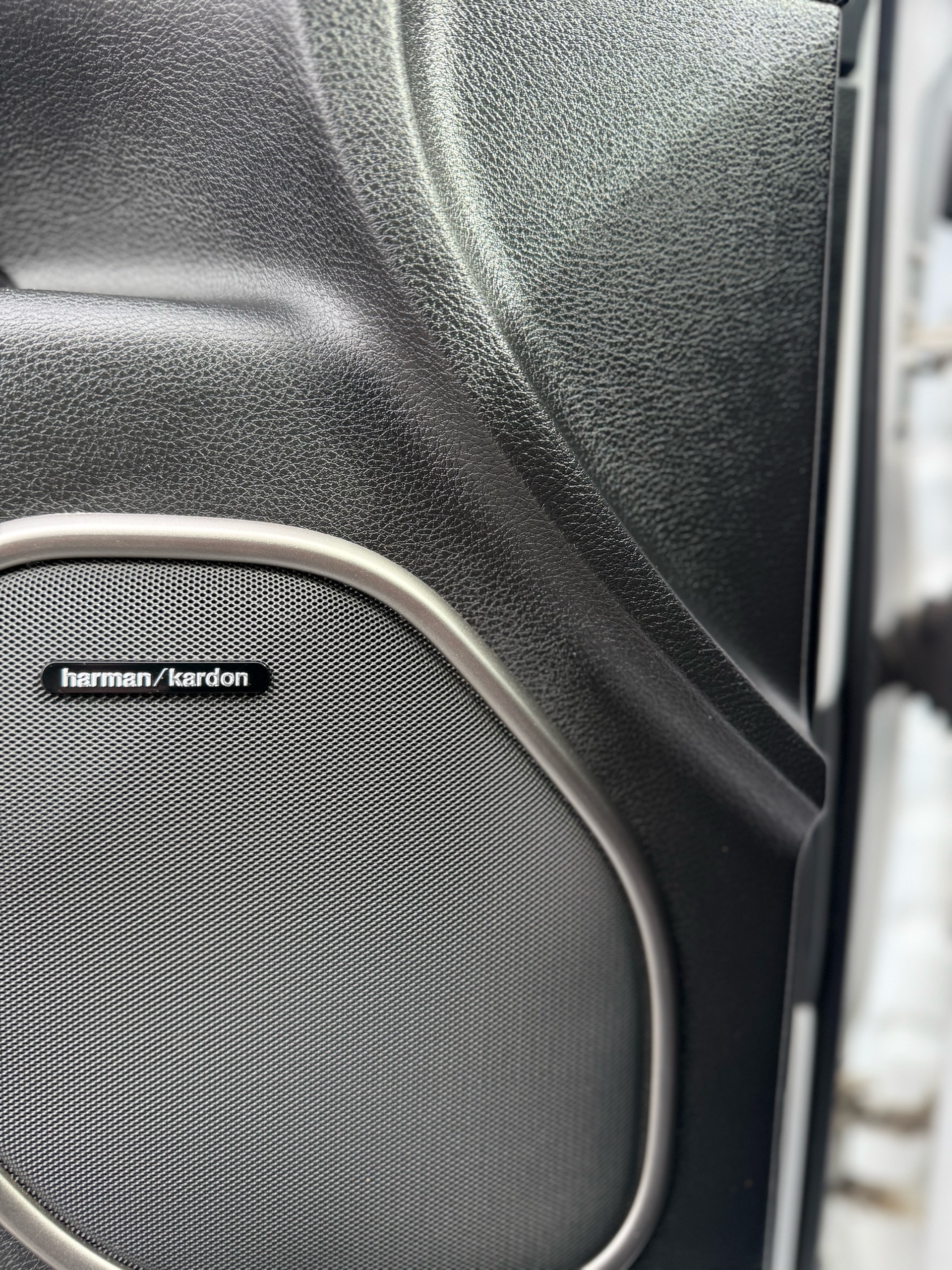 /grewalmotorsltd/2019-Jeep-GrandCherokee-45122509703605407.jpg