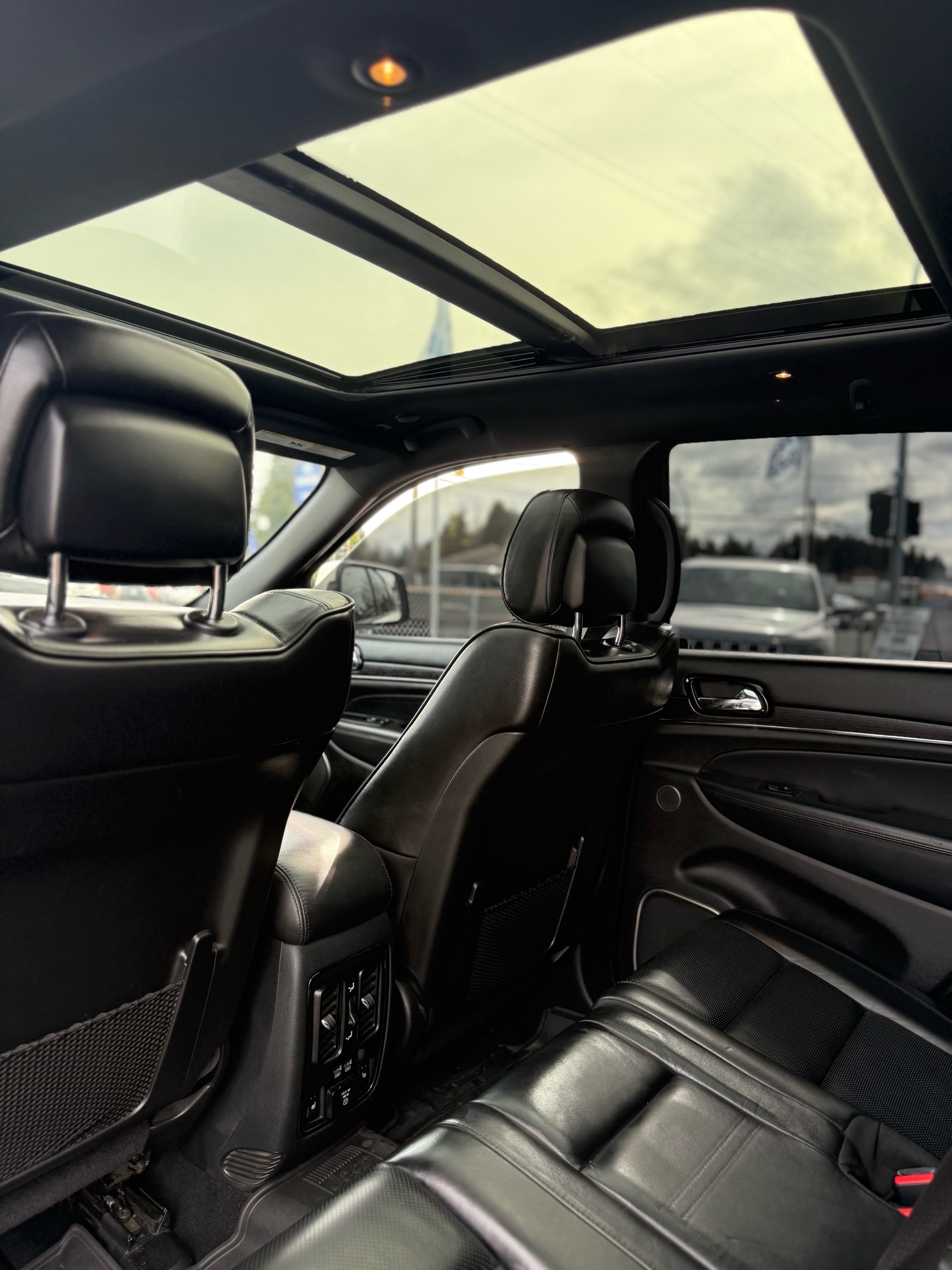 /grewalmotorsltd/2019-Jeep-GrandCherokee-5582210023706549.jpg