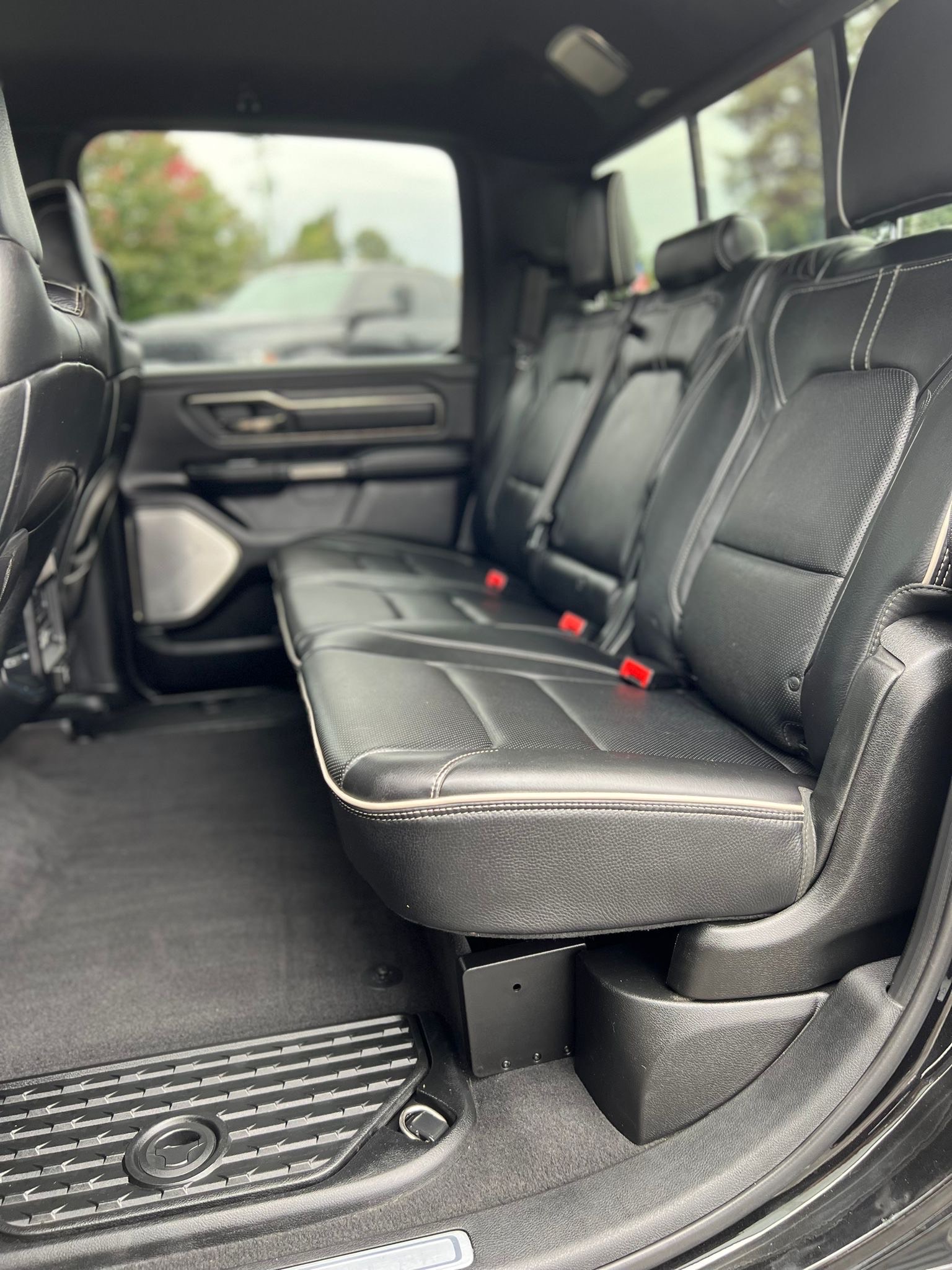 /grewalmotorsltd/2019-Ram-1500-13302044898190557.jpg