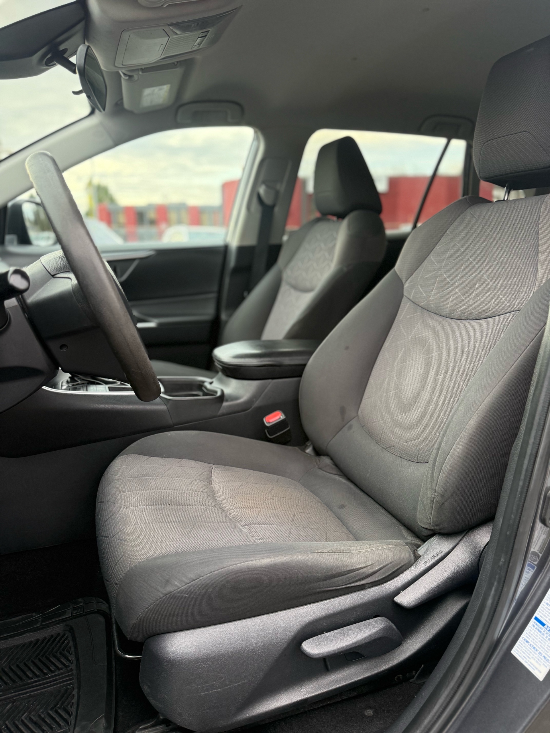 /grewalmotorsltd/2019-Toyota-RAV4-6658538266188989.jpg