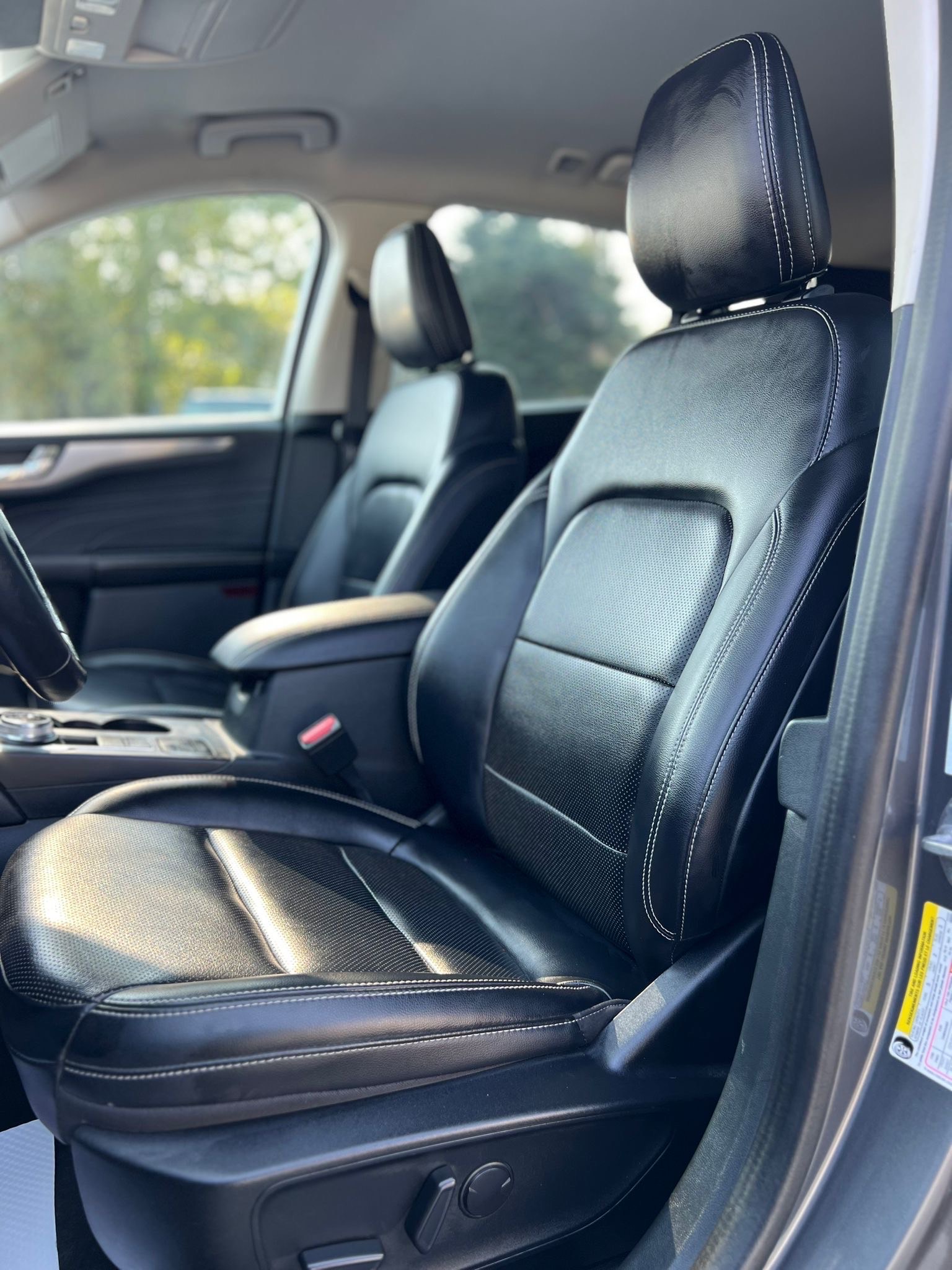 /grewalmotorsltd/2021-Ford-Escape-23266692257365706.jpg