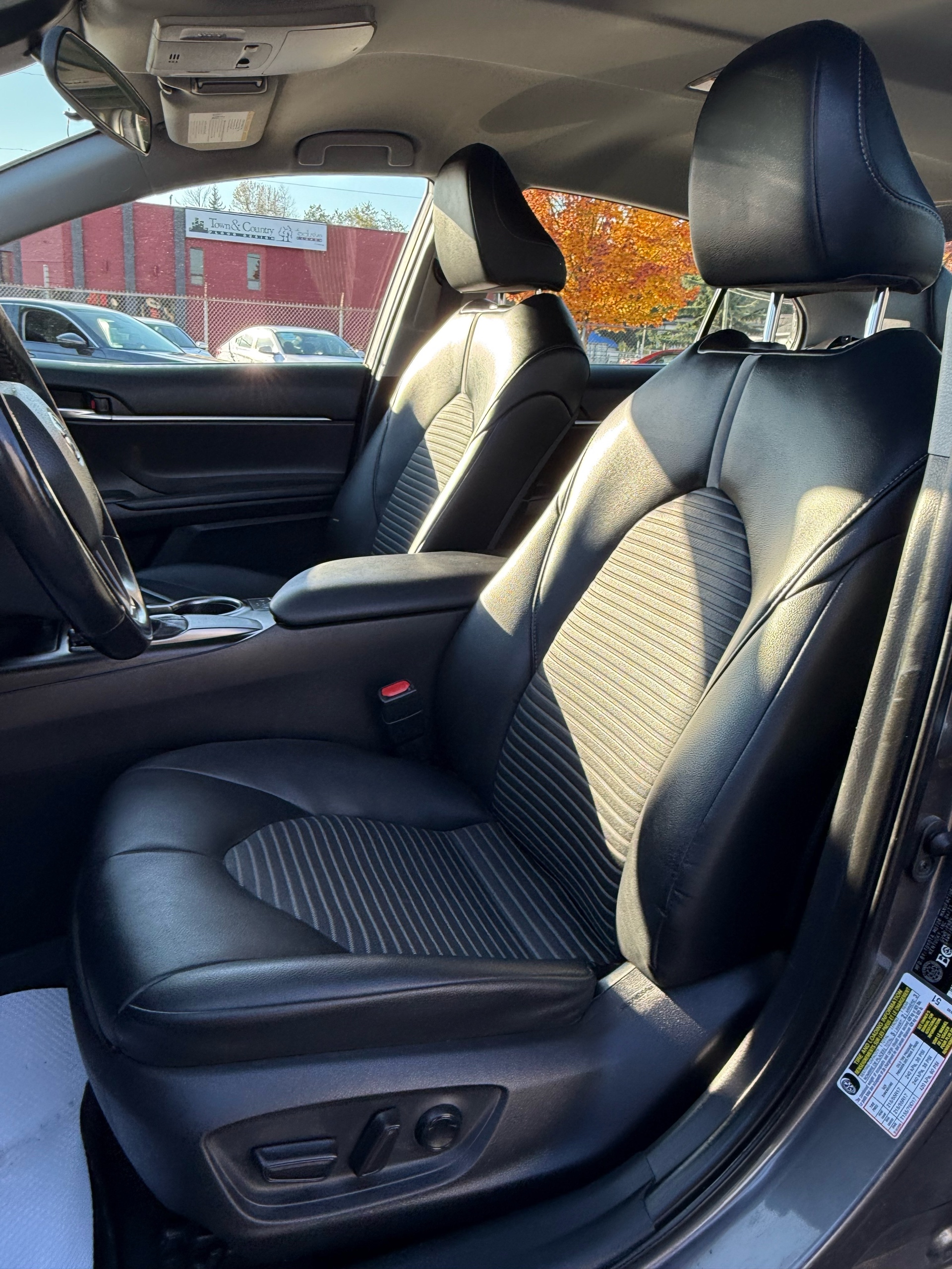 /grewalmotorsltd/2021-Toyota-Camry-697750818664671.jpg