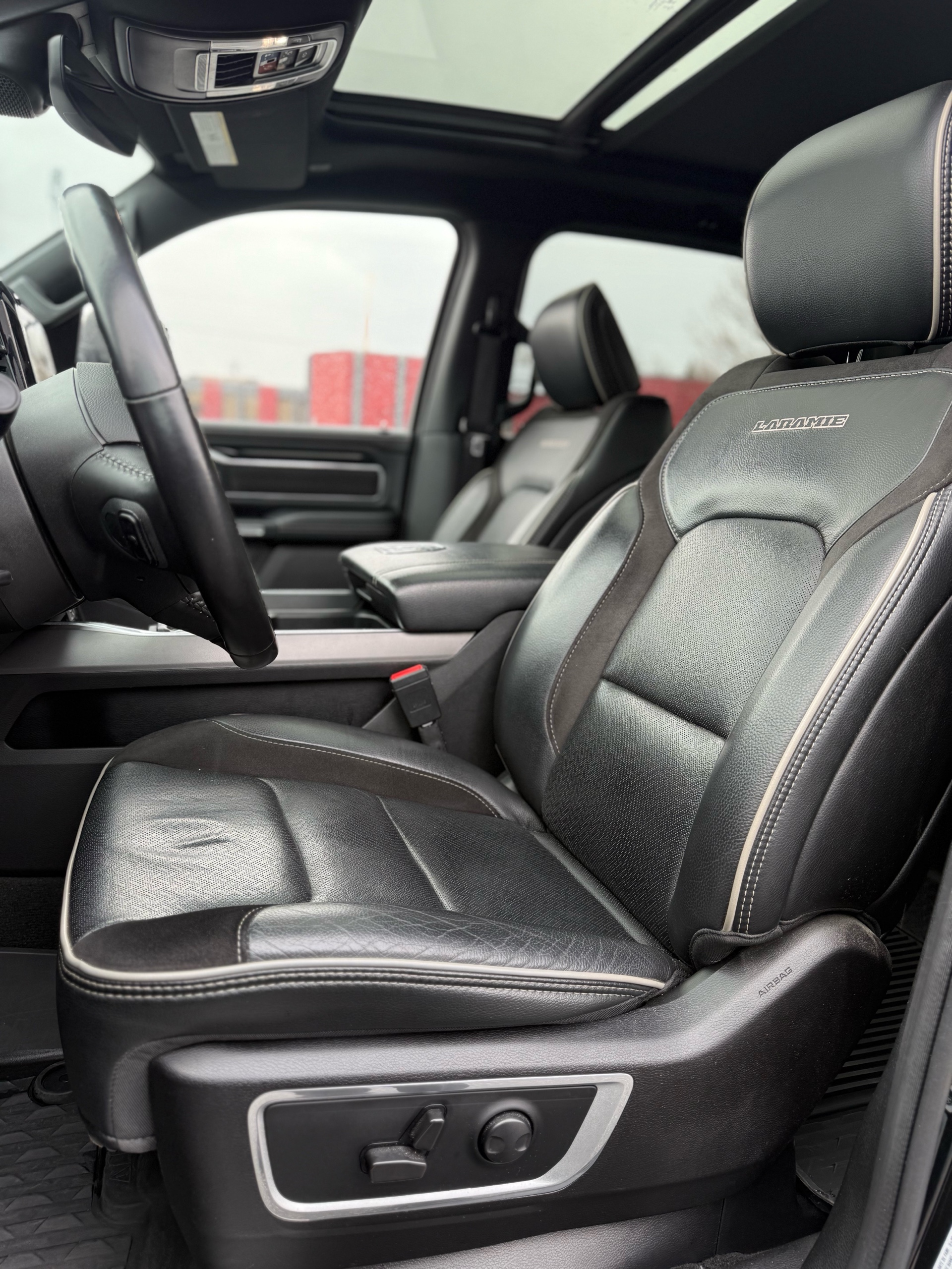 /grewalmotorsltd/2022-Ram-1500-02405082195469843.jpg
