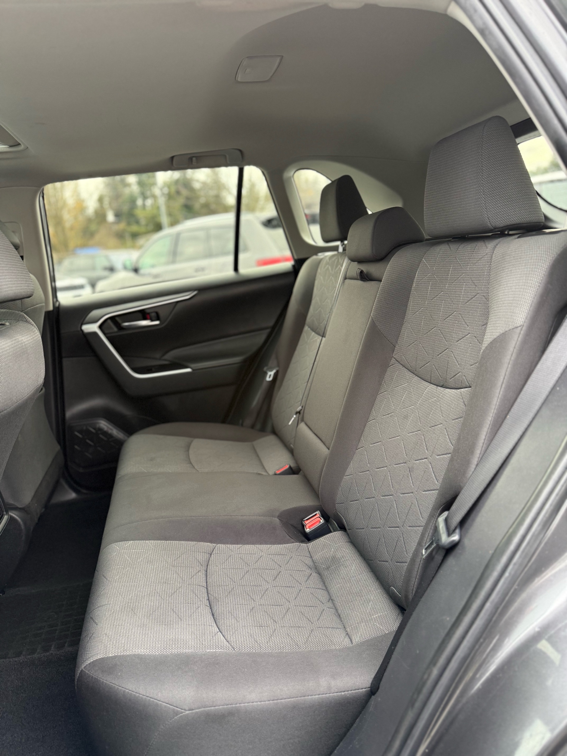 /grewalmotorsltd/2022-Toyota-RAV4-5494019203299214.jpg