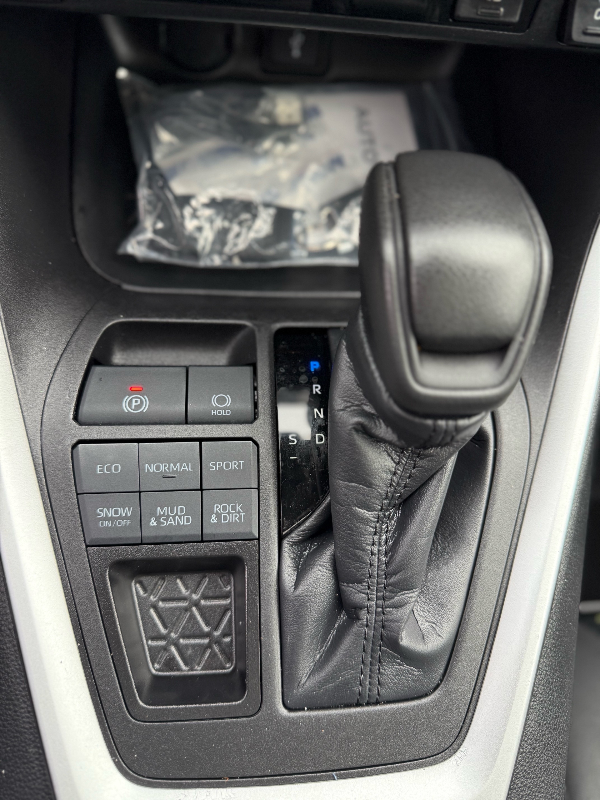/grewalmotorsltd/2022-Toyota-RAV4-956239239629695.jpg
