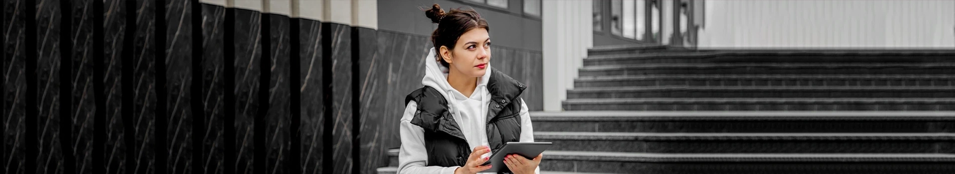https://hillzcdn.ca/gtagalleryltd/6986255665637469-finance_appicaton.webp