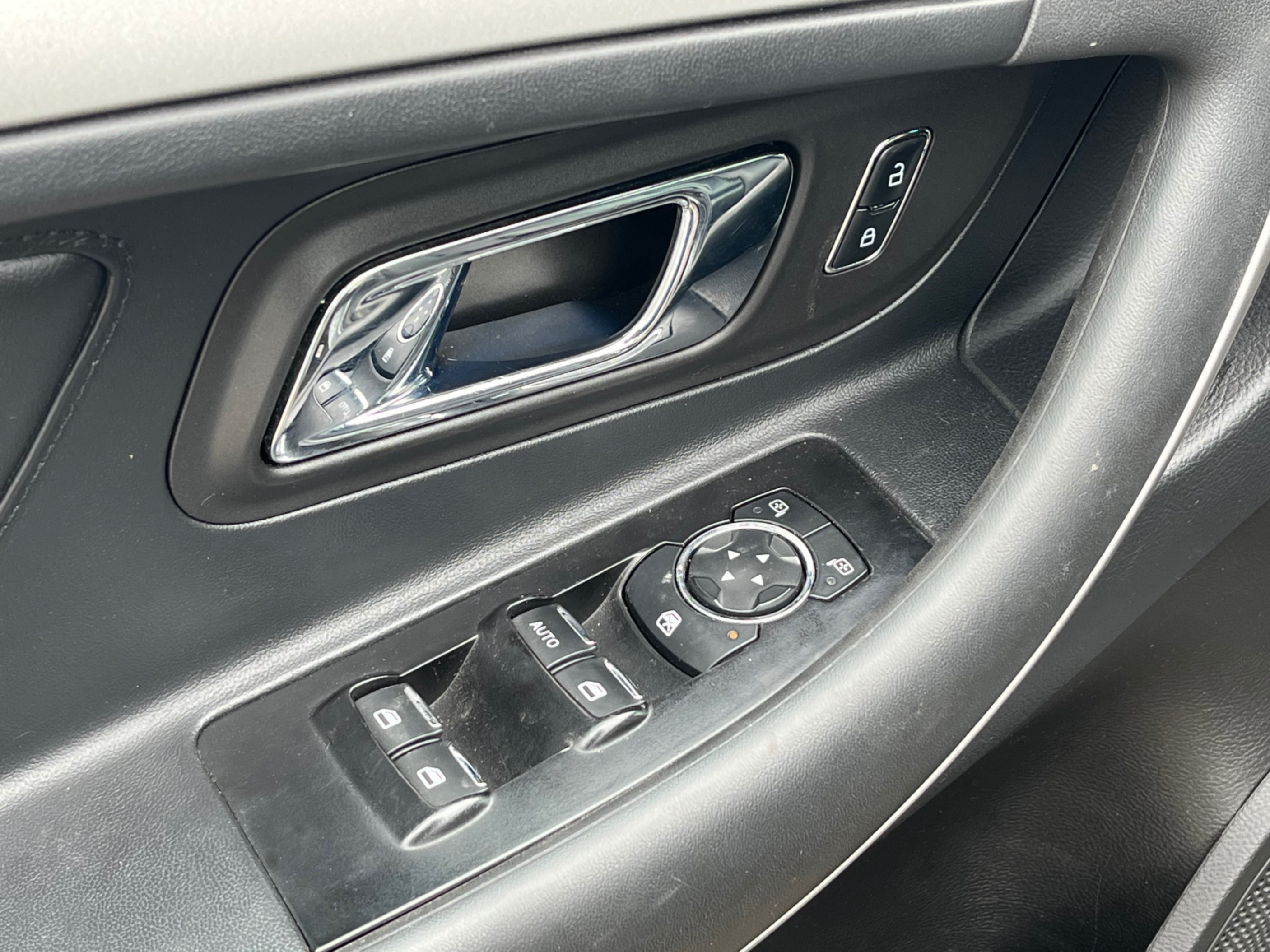 /gundhu/2013-Ford-Taurus-8708427871189177.jpg