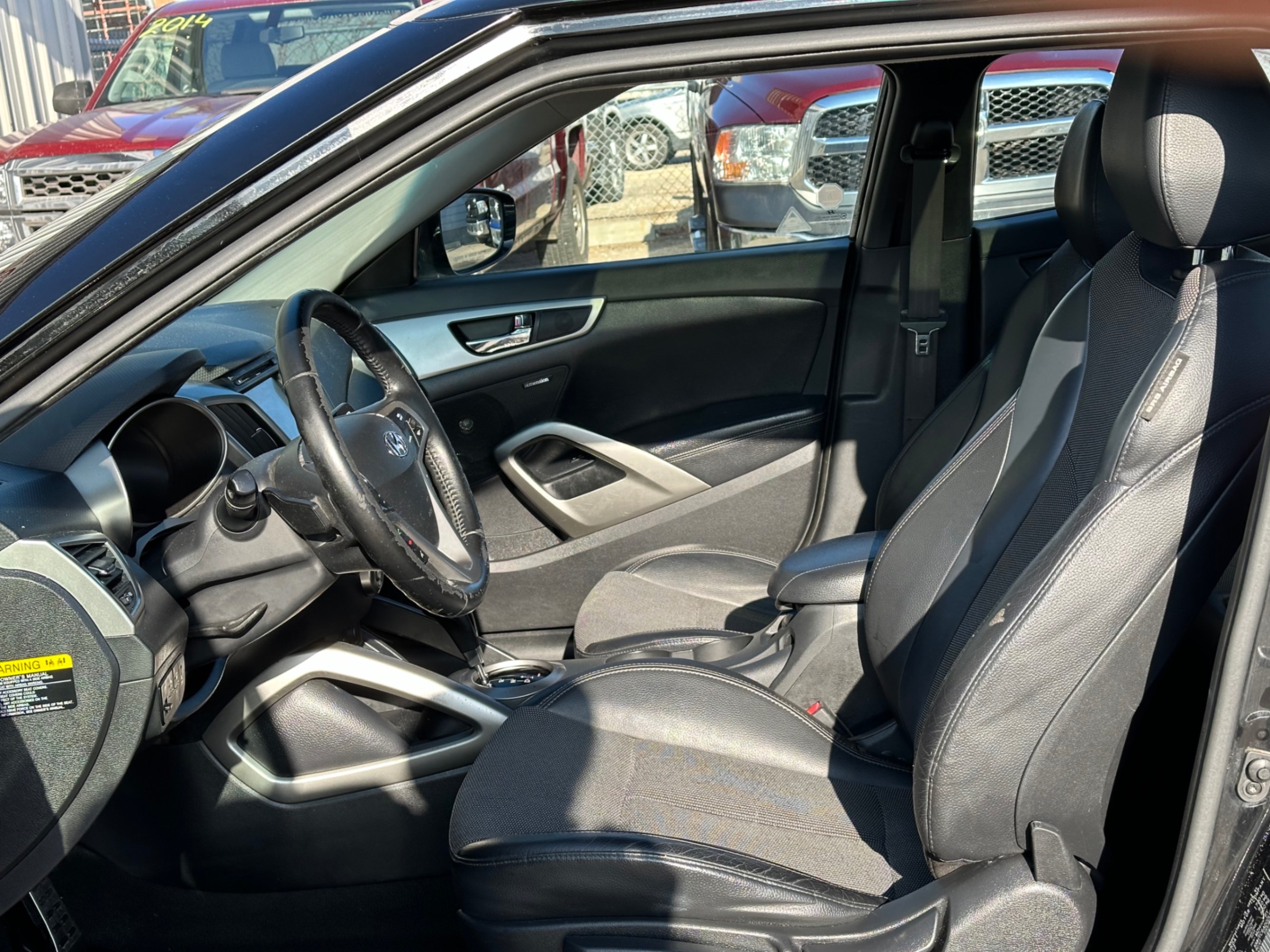 /gundhu/2013-Hyundai-Veloster-030508710741190326.jpg