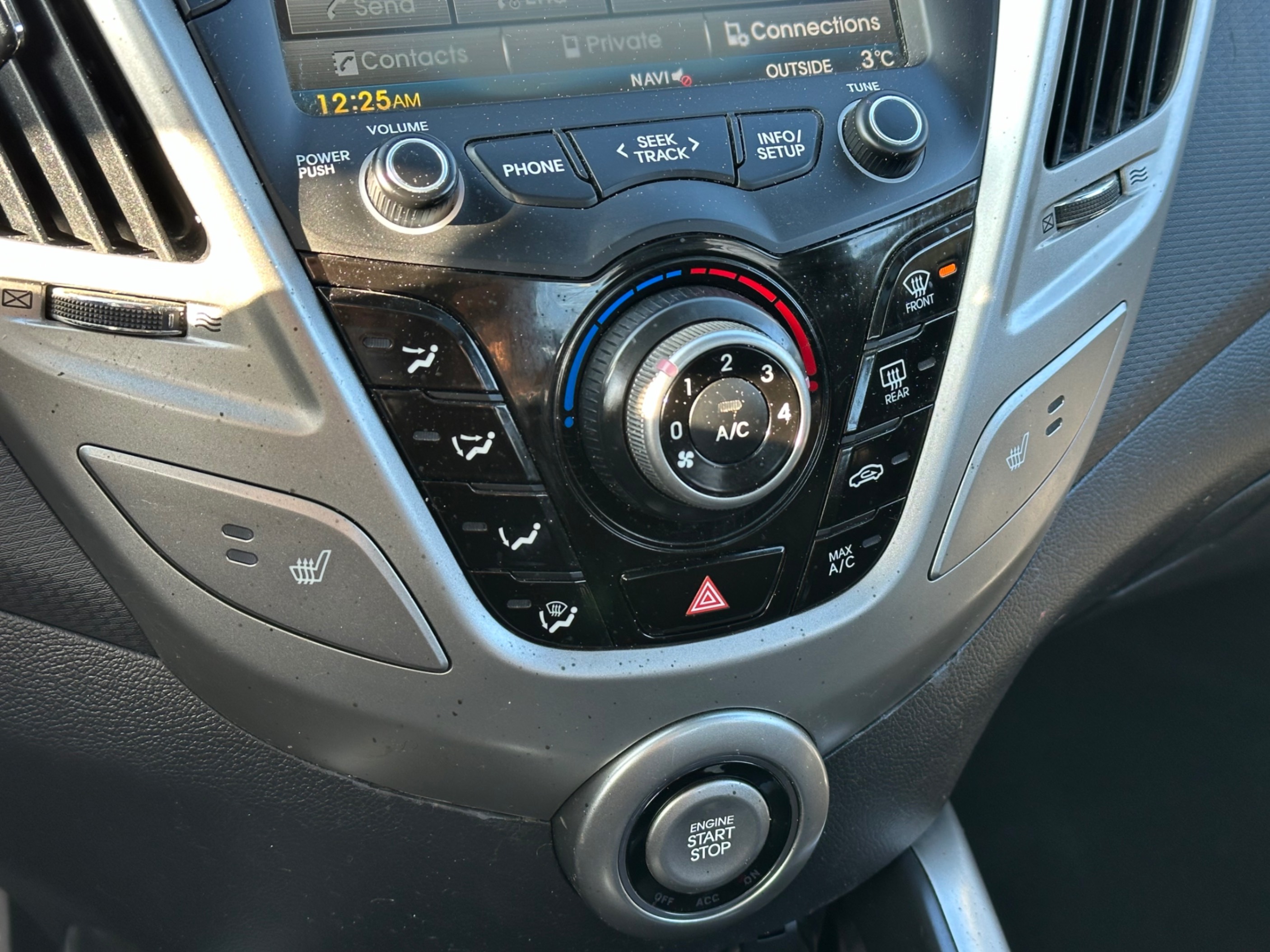 /gundhu/2013-Hyundai-Veloster-28862113295280767.jpg