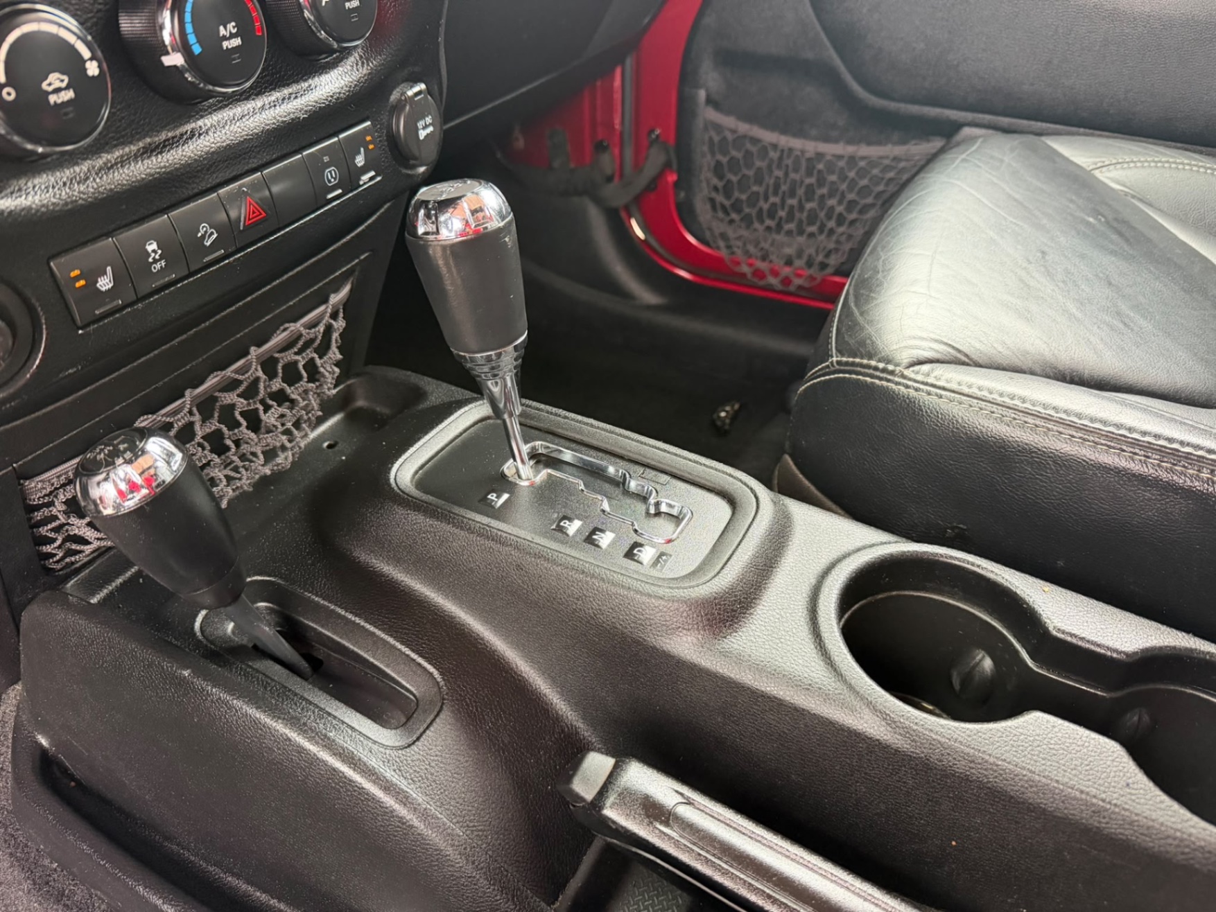 /gundhu/2013-Jeep-WRANGLERUNLIMITED-7737125620966208.jpg