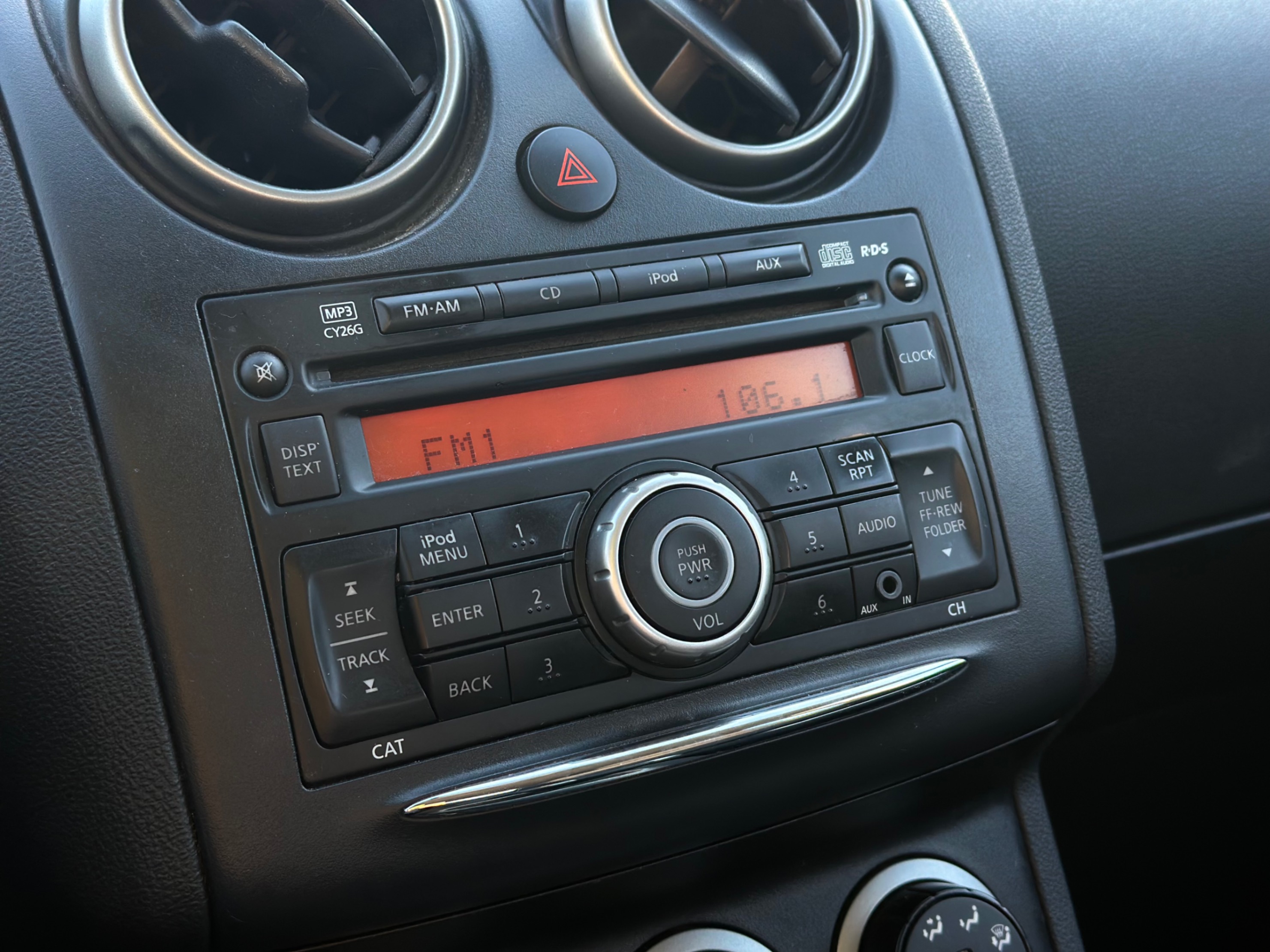/gundhu/2013-Nissan-Rogue-8202326515435612.jpg