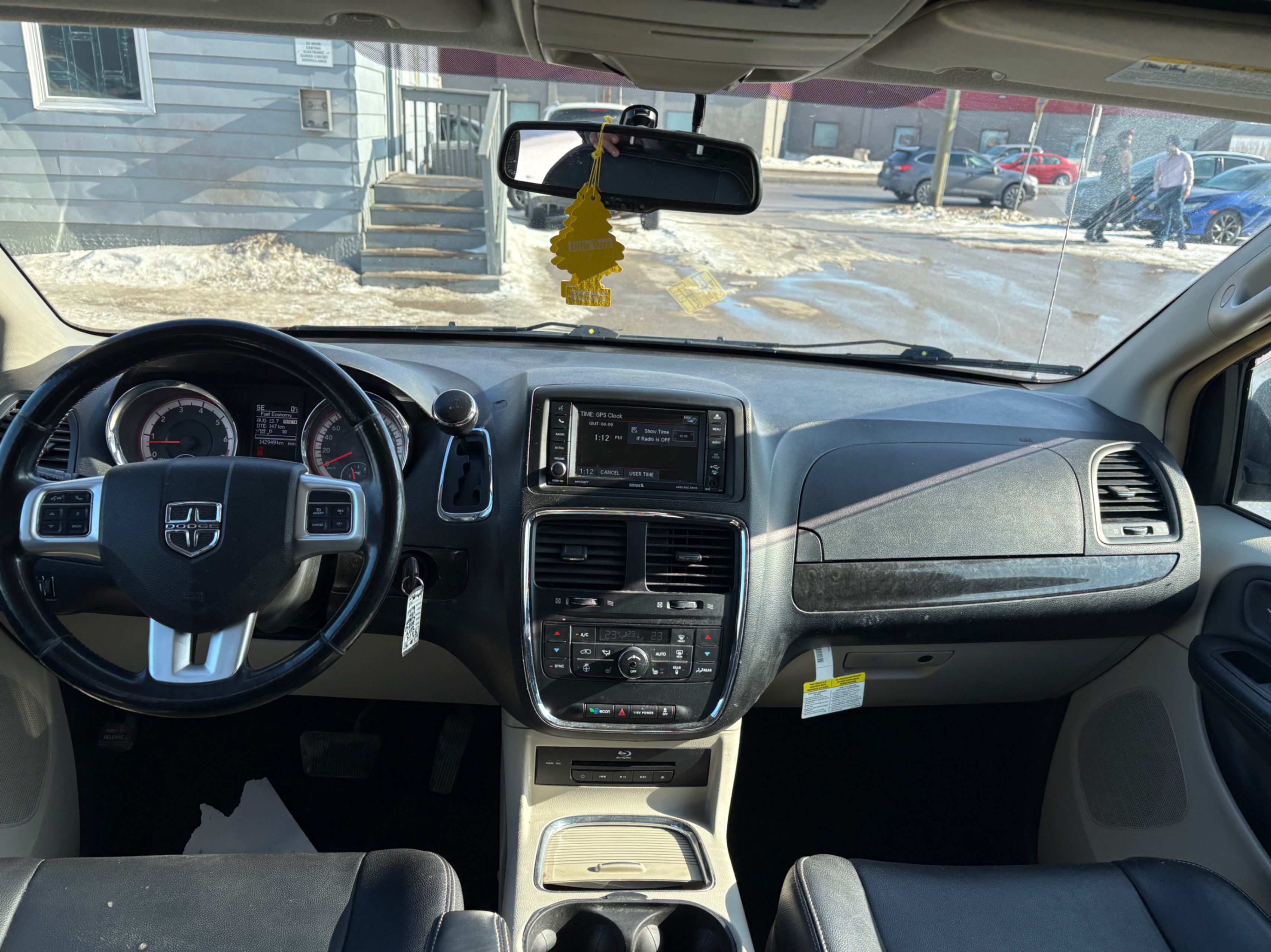 /gundhu/2014-Dodge-GrandCaravan-8759649761317123.jpg