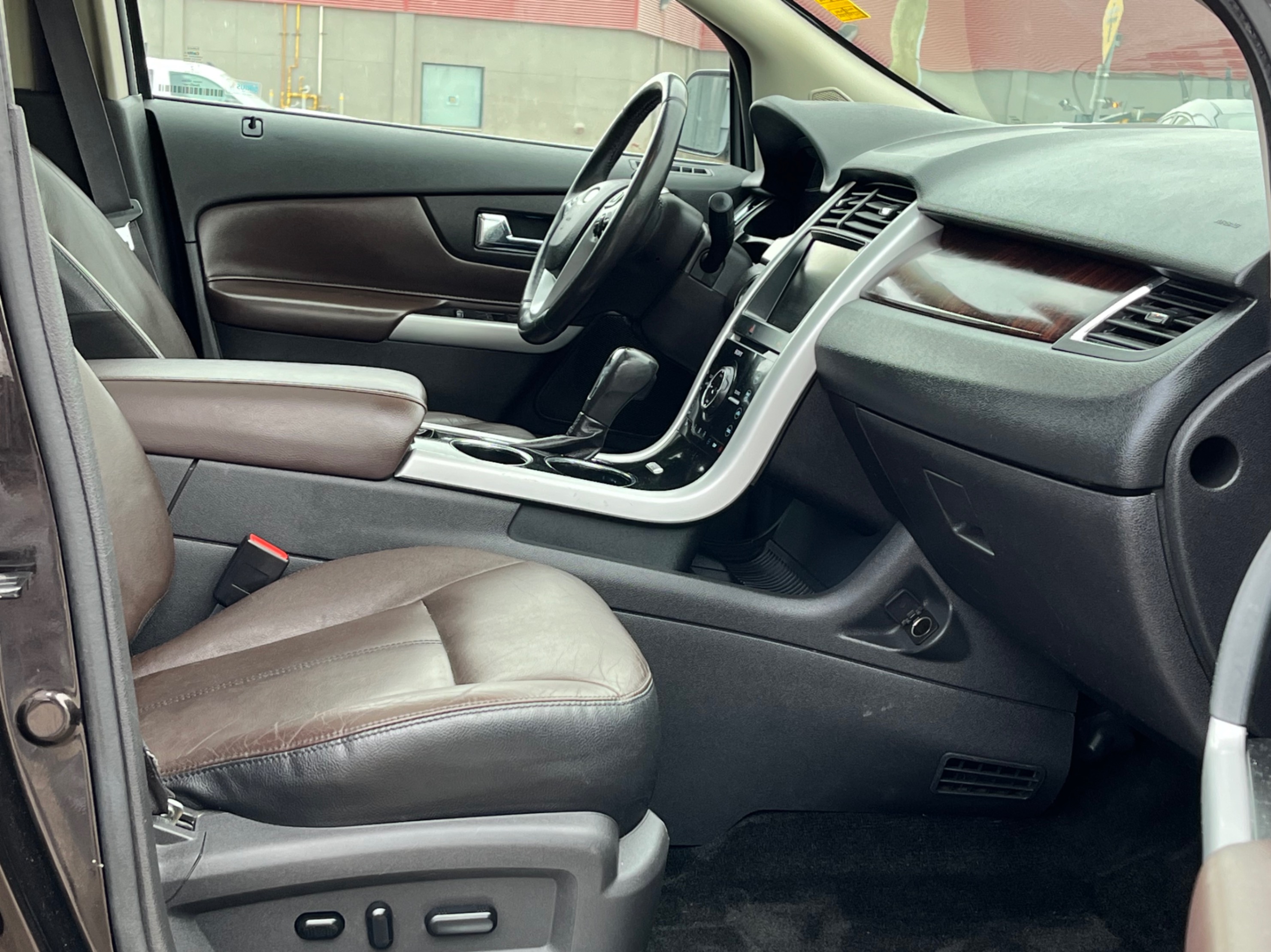/gundhu/2014-Ford-Edge-38221852471067996.jpg