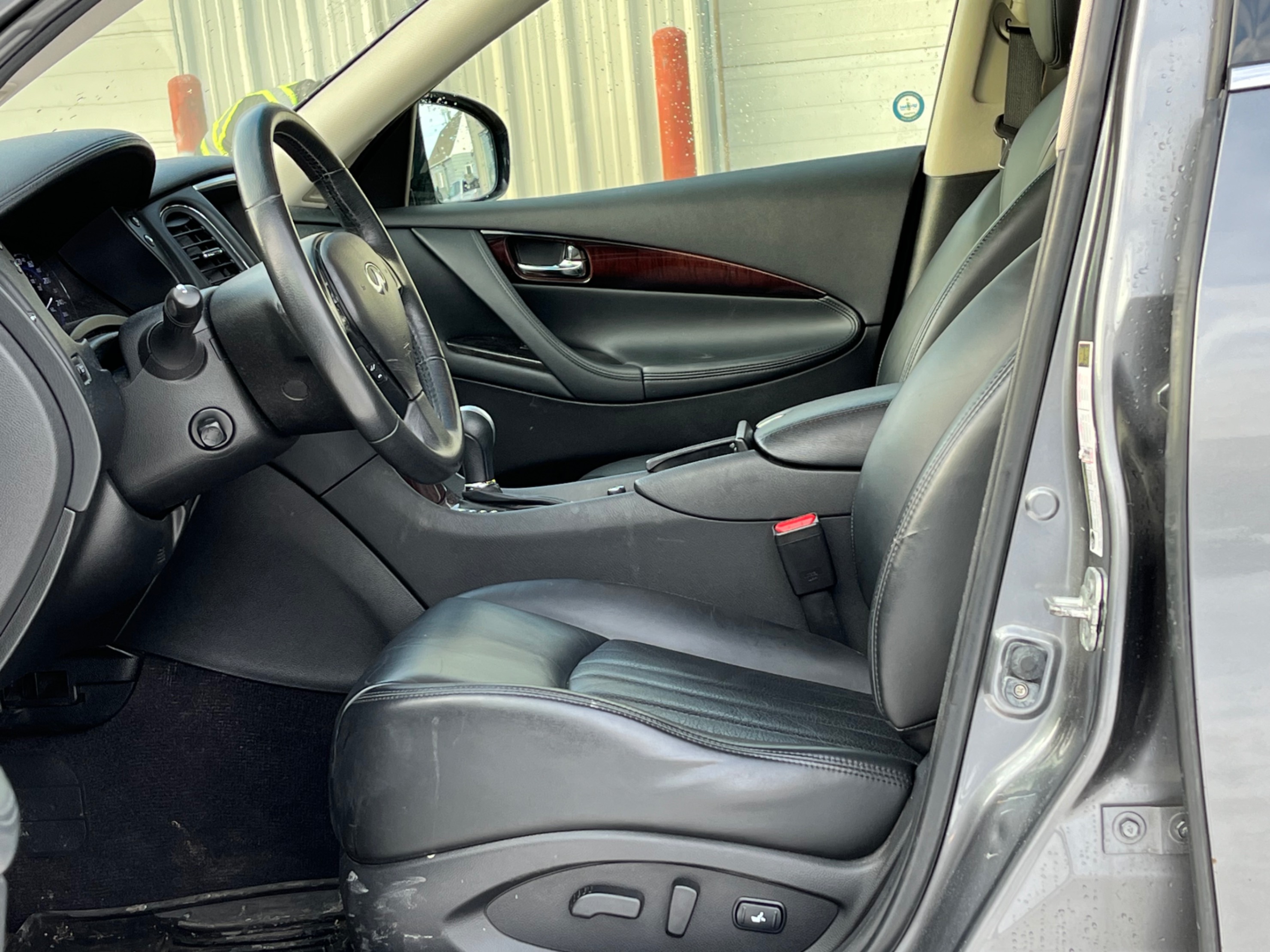 /gundhu/2014-INFINITI-QX50-1787774619300575.jpg