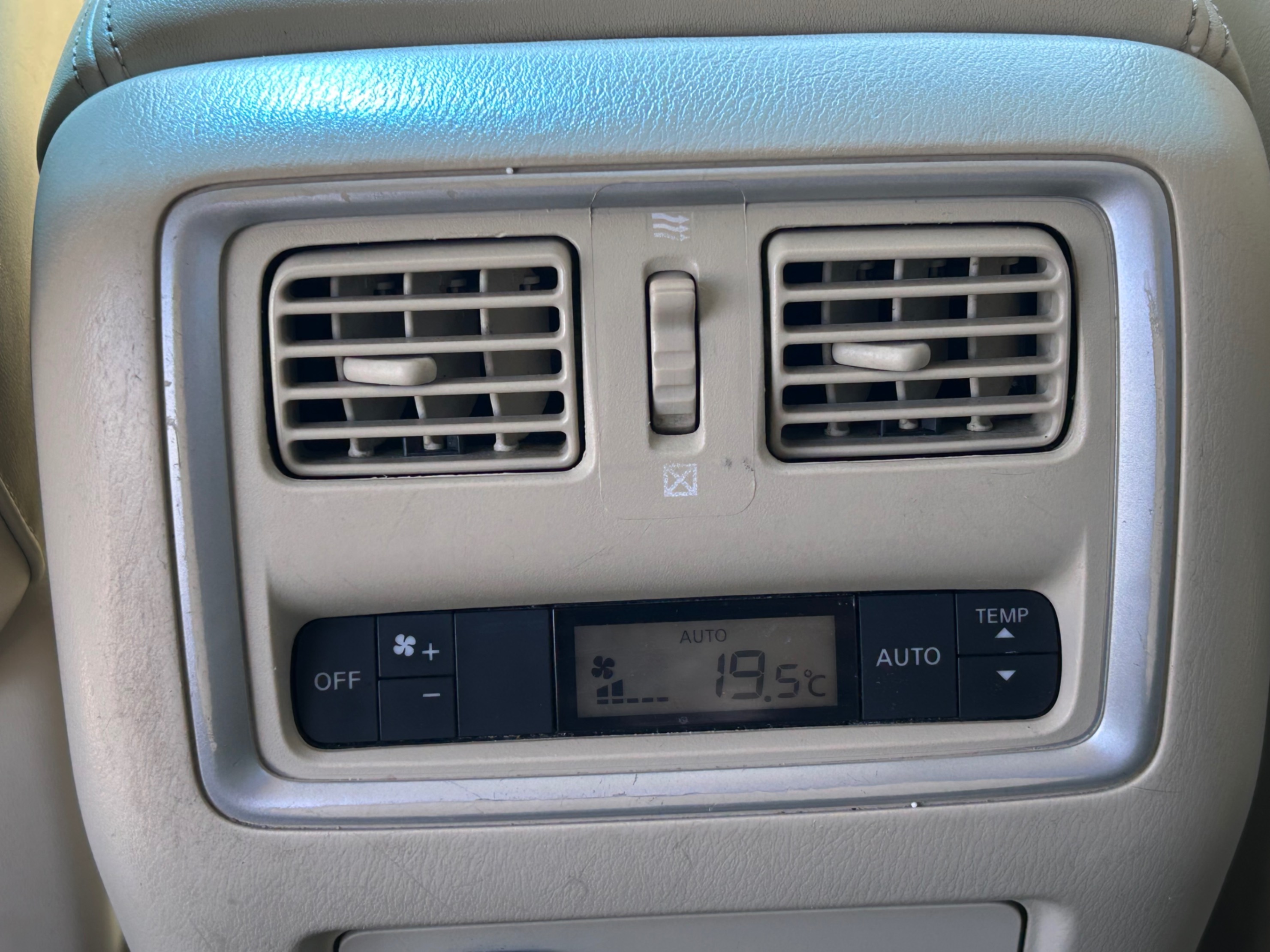 /gundhu/2014-INFINITI-QX60-731770368648218.jpg