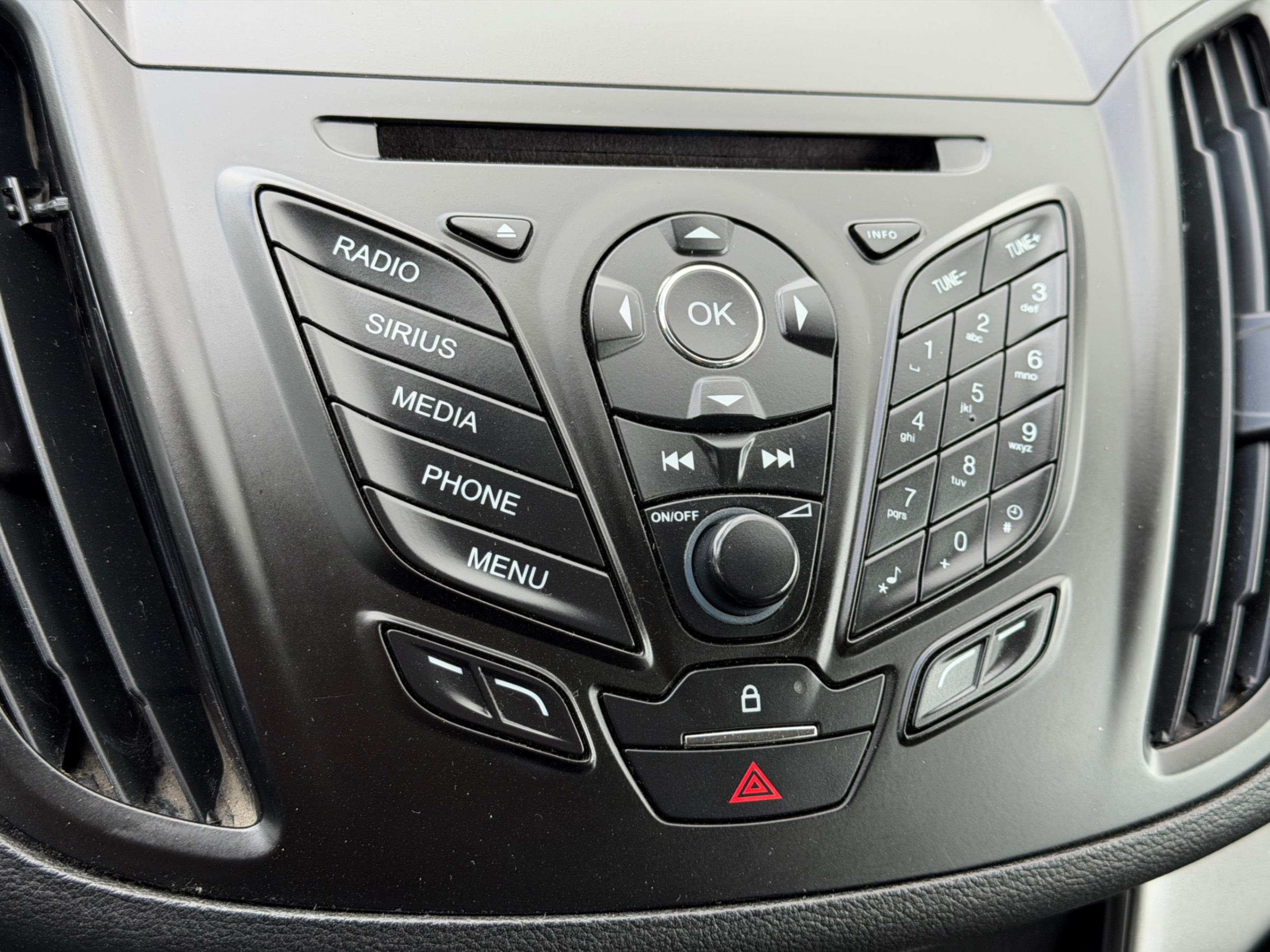 /gundhu/2015-Ford-Escape-2811246615883505.jpg
