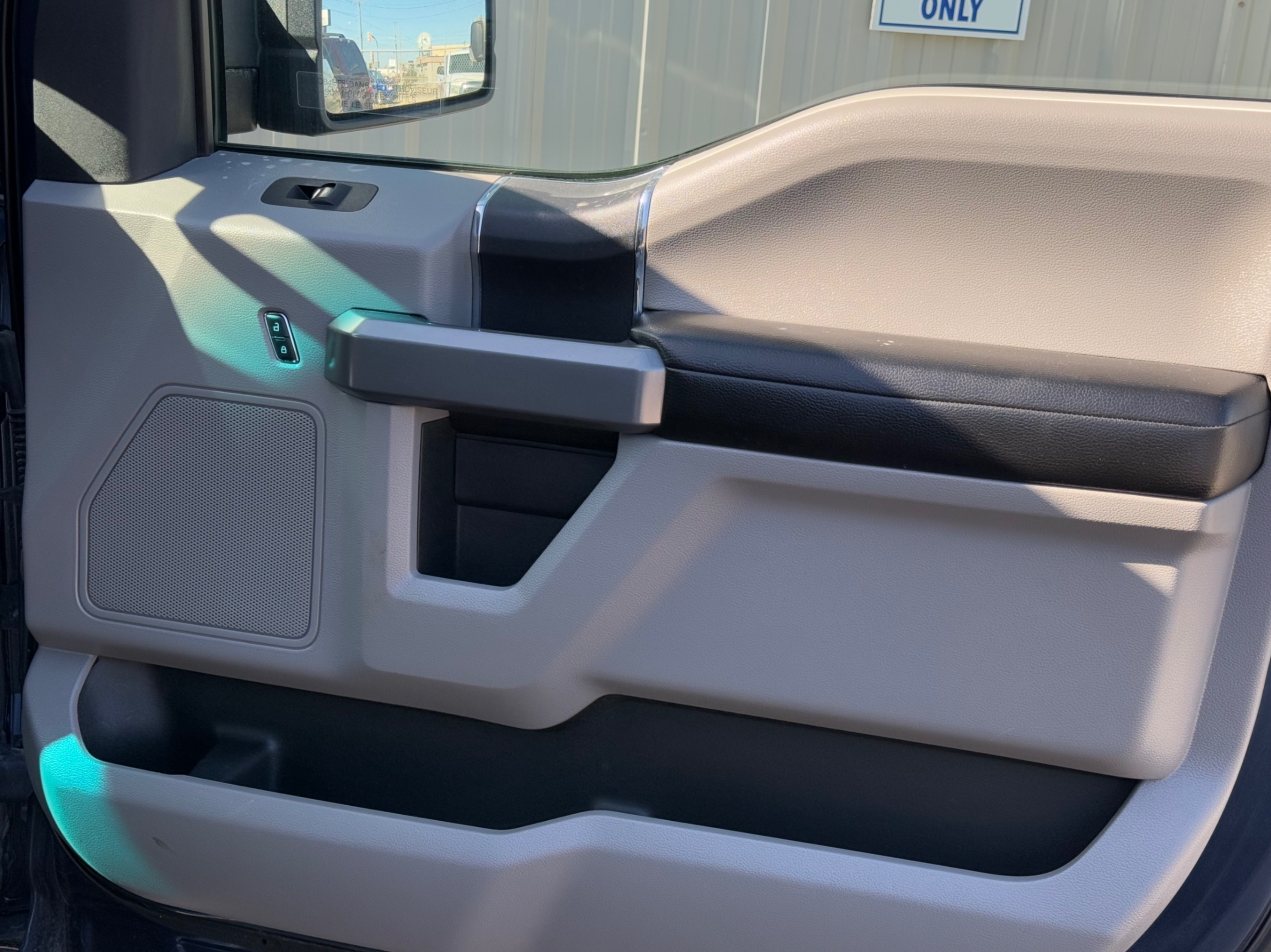 /gundhu/2015-Ford-F-150-8486025217917739.jpg