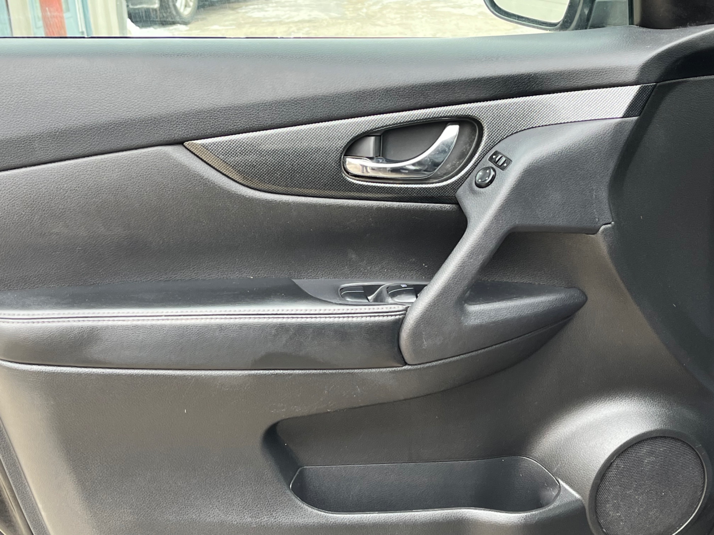 /gundhu/2015-Nissan-Rogue-5312237068499788.jpg