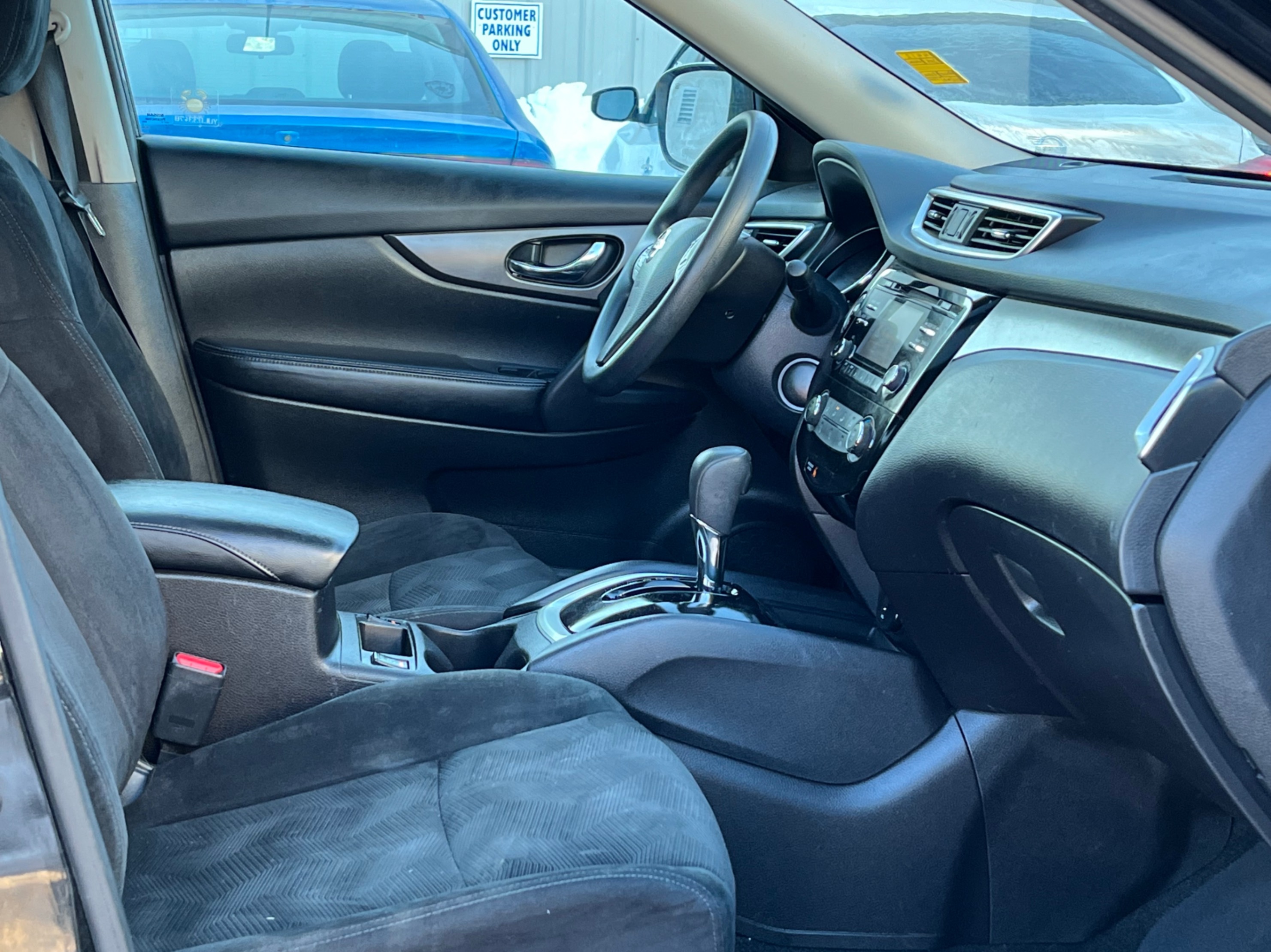 /gundhu/2015-Nissan-Rogue-7940619970734697.jpg