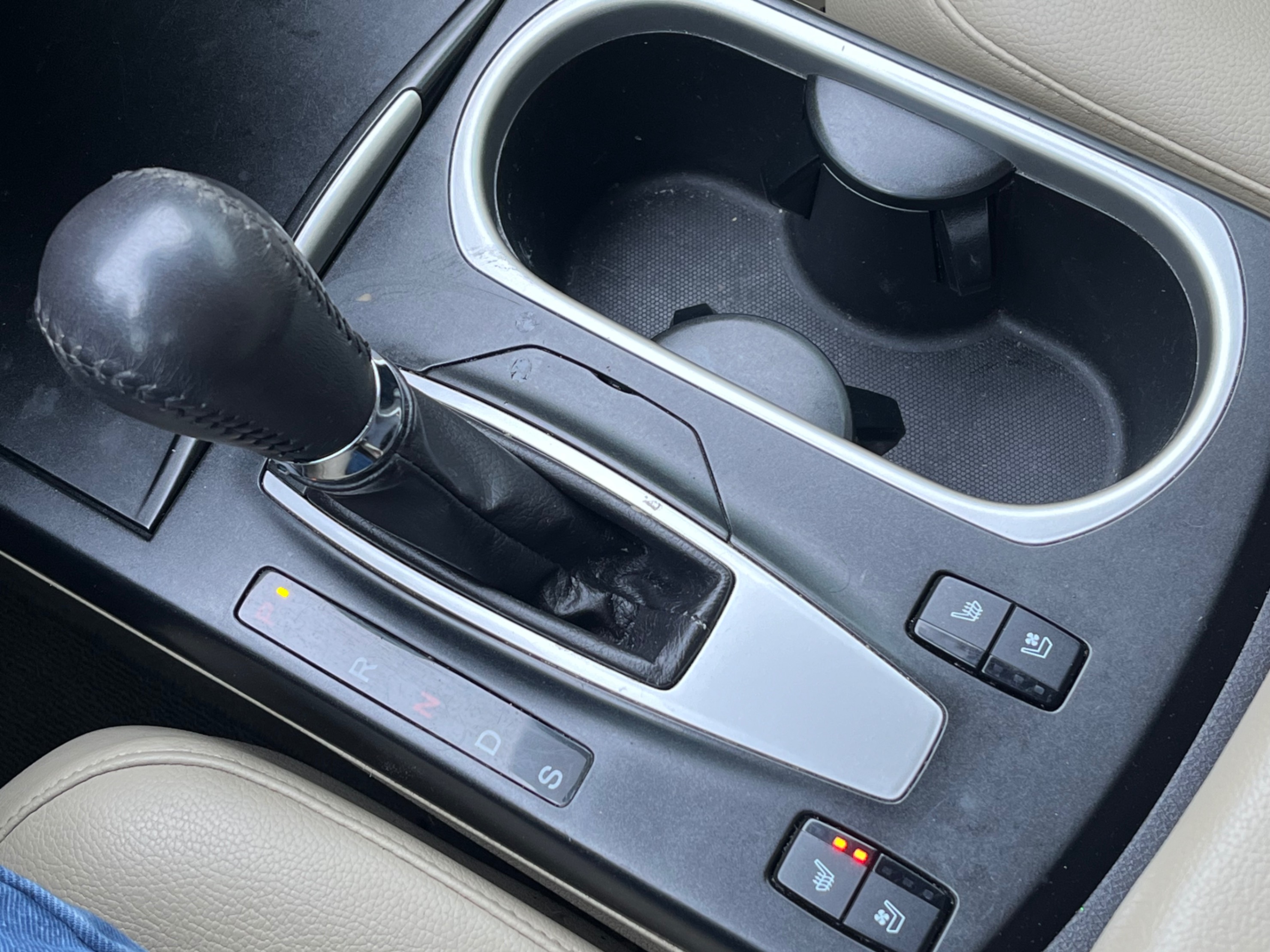 /gundhu/2016-Acura-RDX-5536799138354607.jpg