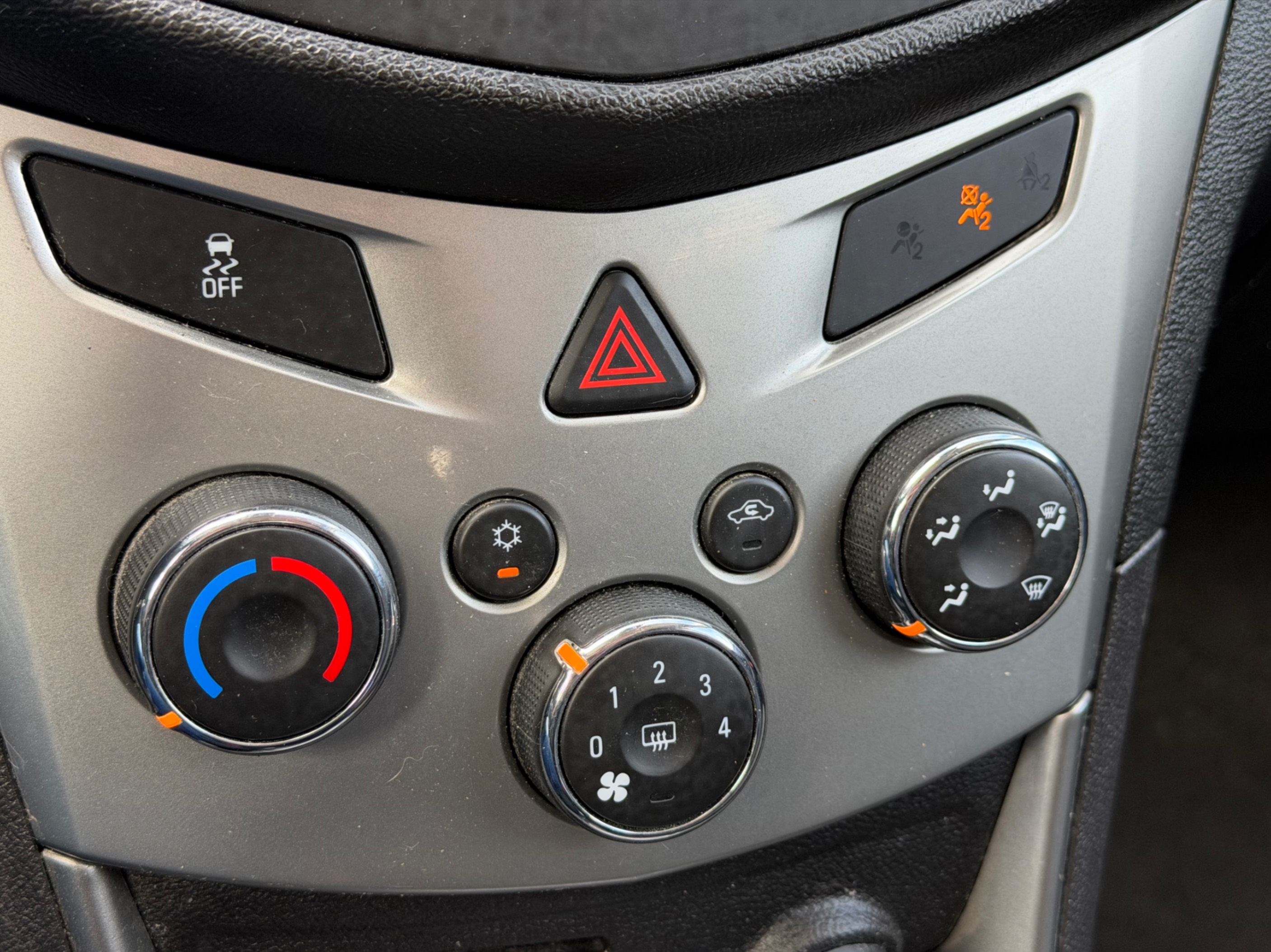 /gundhu/2016-Chevrolet-Trax-06114565580102704.jpg