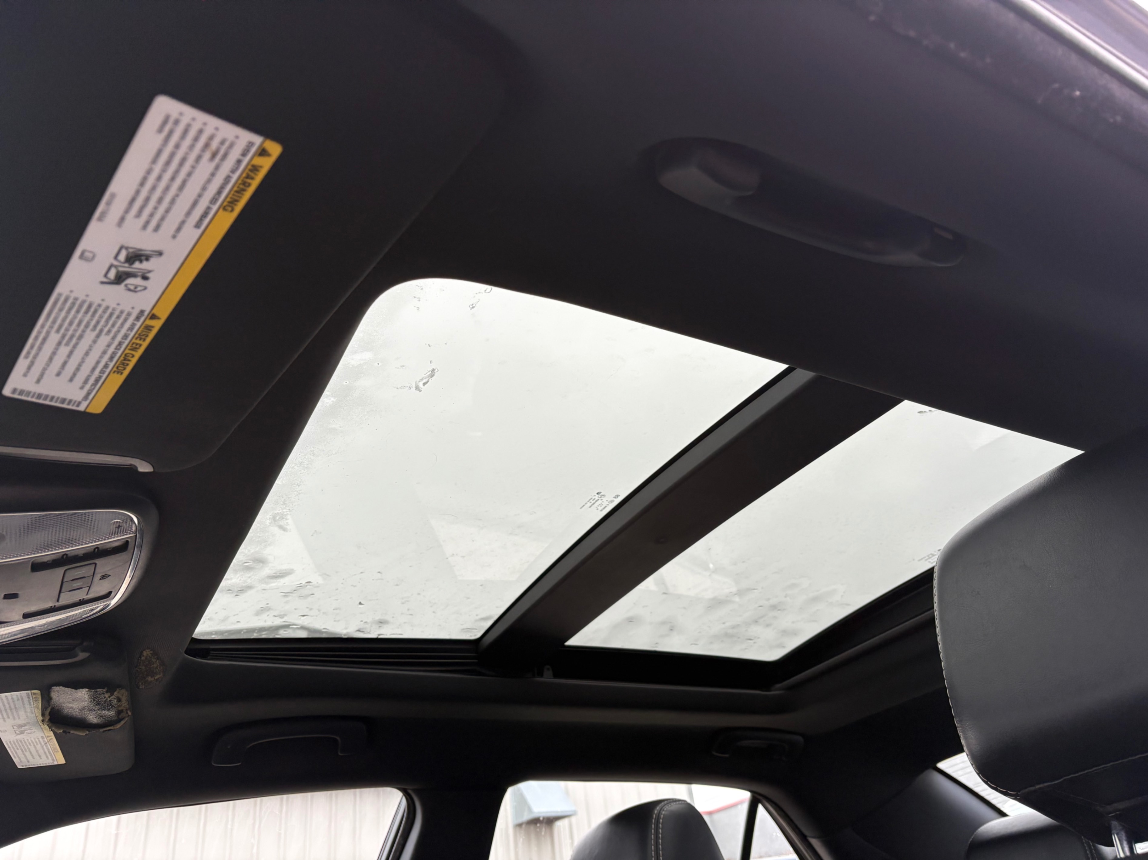 /gundhu/2016-Chrysler-300-010172683638624669.jpg