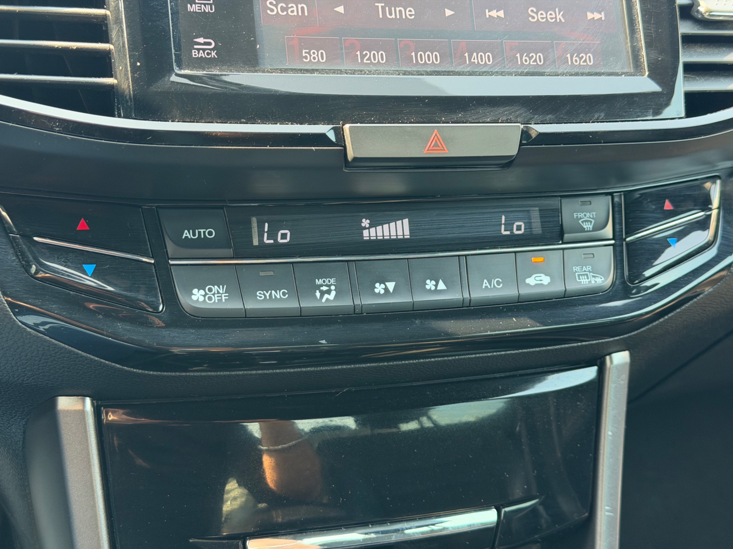 /gundhu/2016-Honda-Accord-39424605172536675.jpg