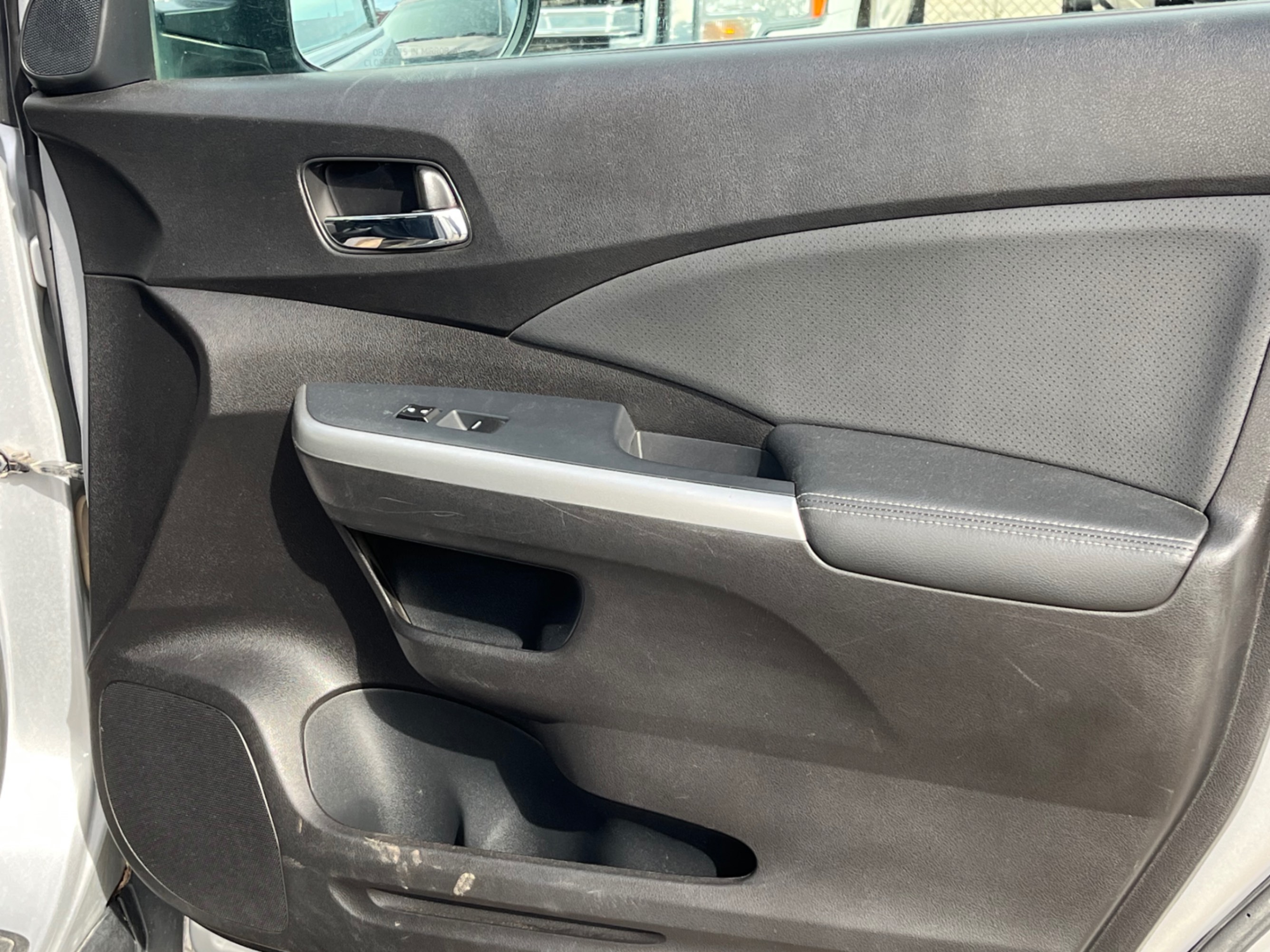 /gundhu/2016-Honda-CR-V-5674104830985607.jpg