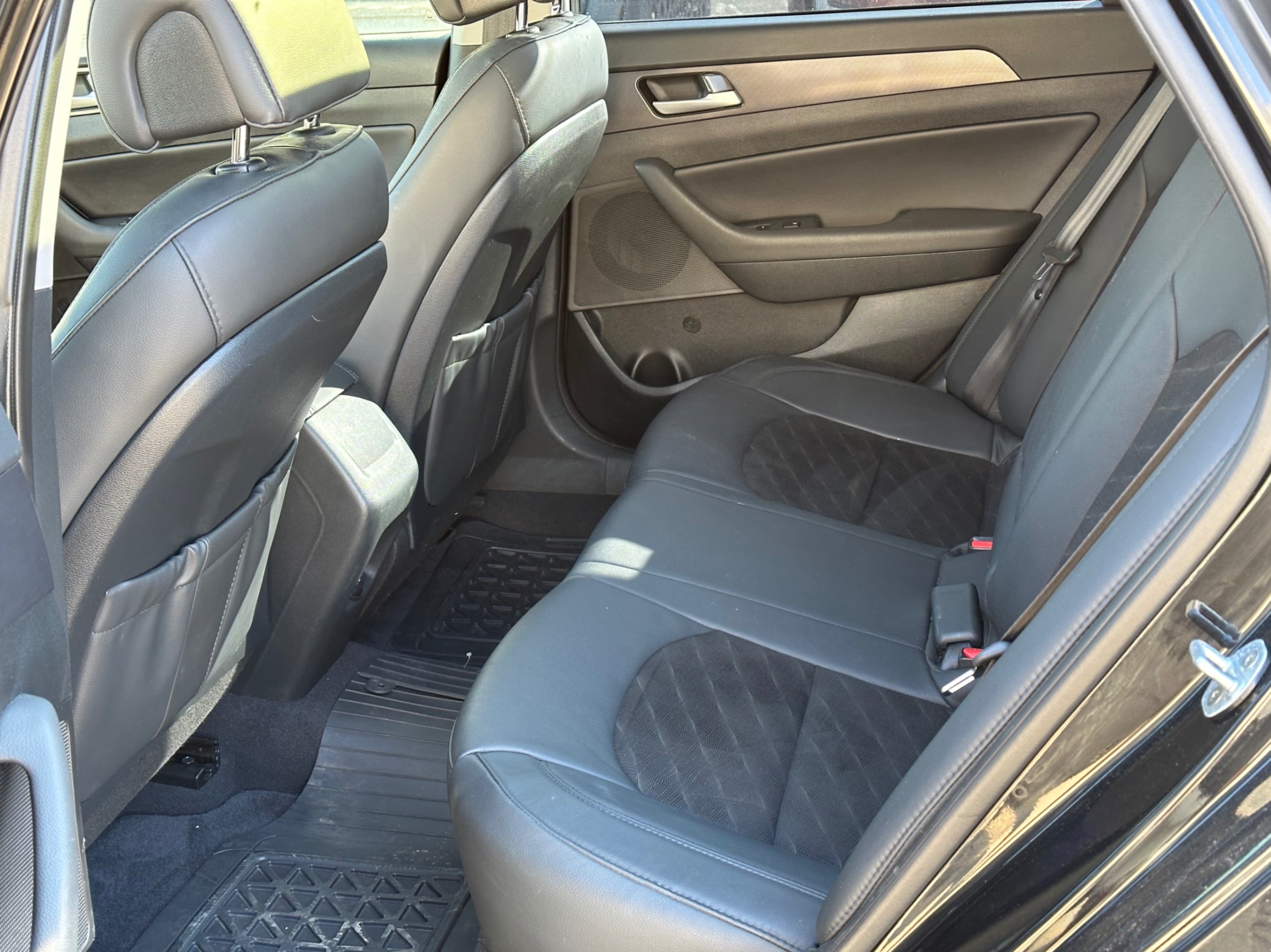 /gundhu/2016-Hyundai-Sonata-3230811593674161.jpg