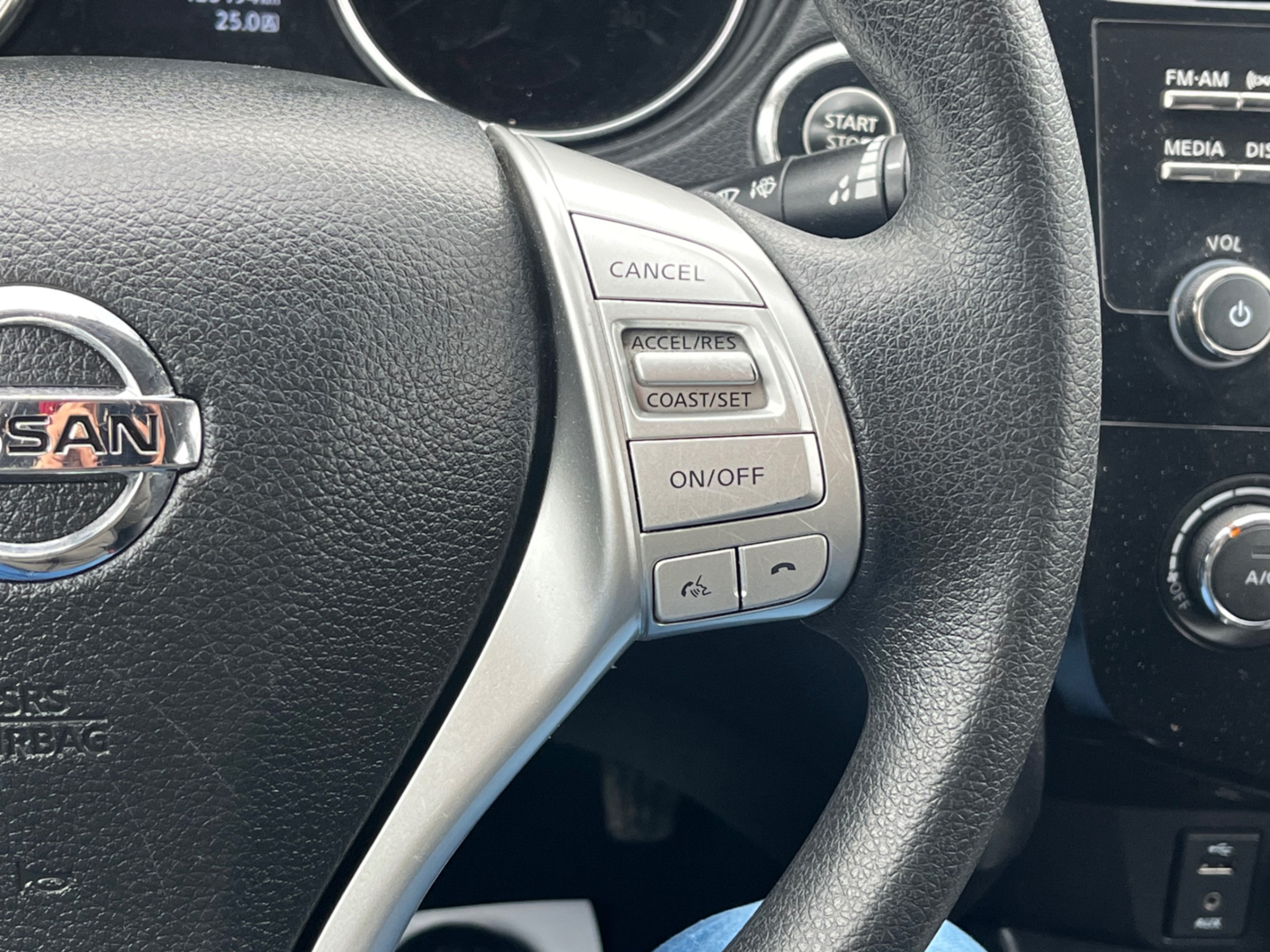 /gundhu/2016-Nissan-Rogue-9550681562214278.jpg