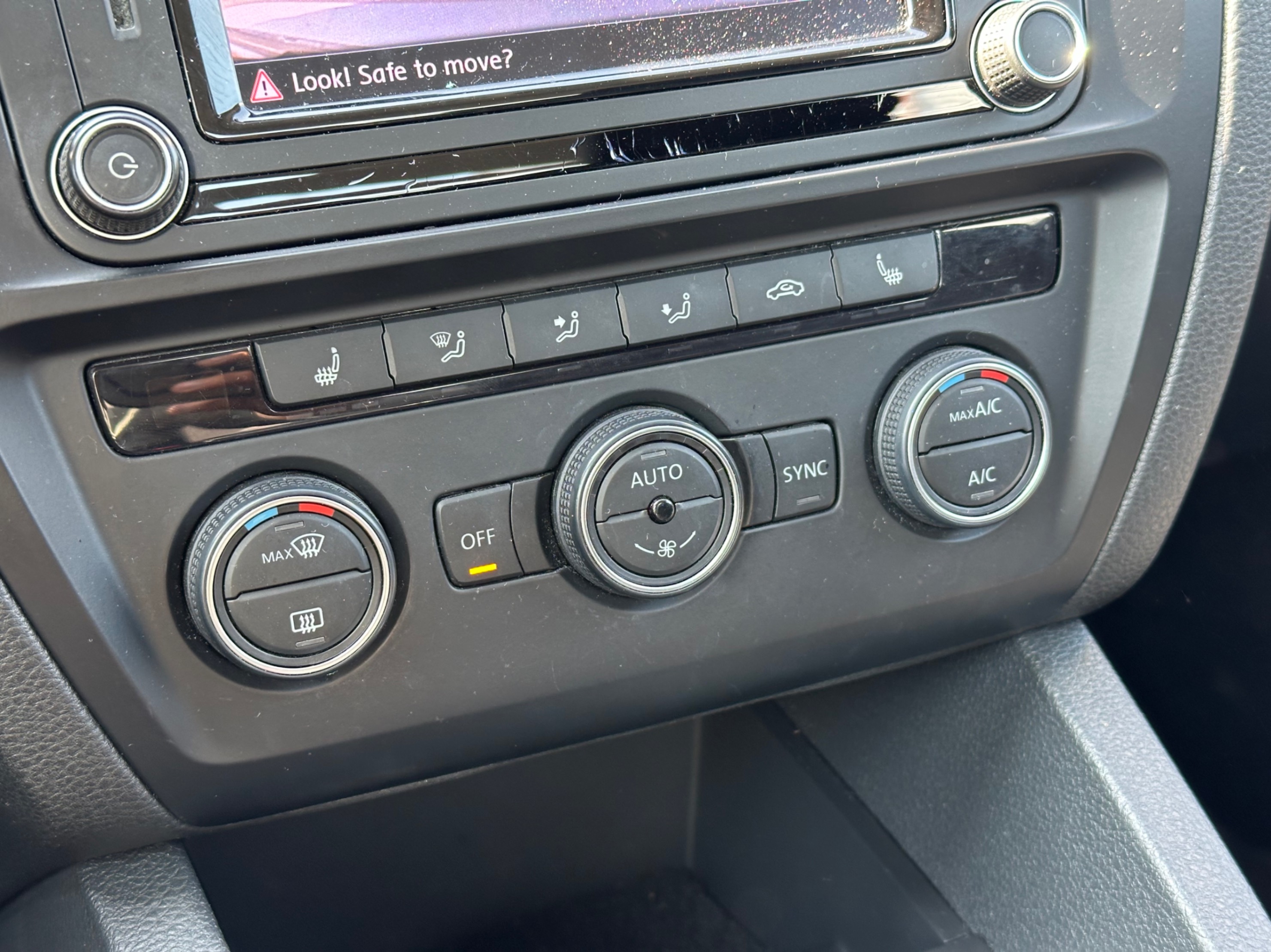 /gundhu/2016-Volkswagen-Jetta-780562637443317.jpg