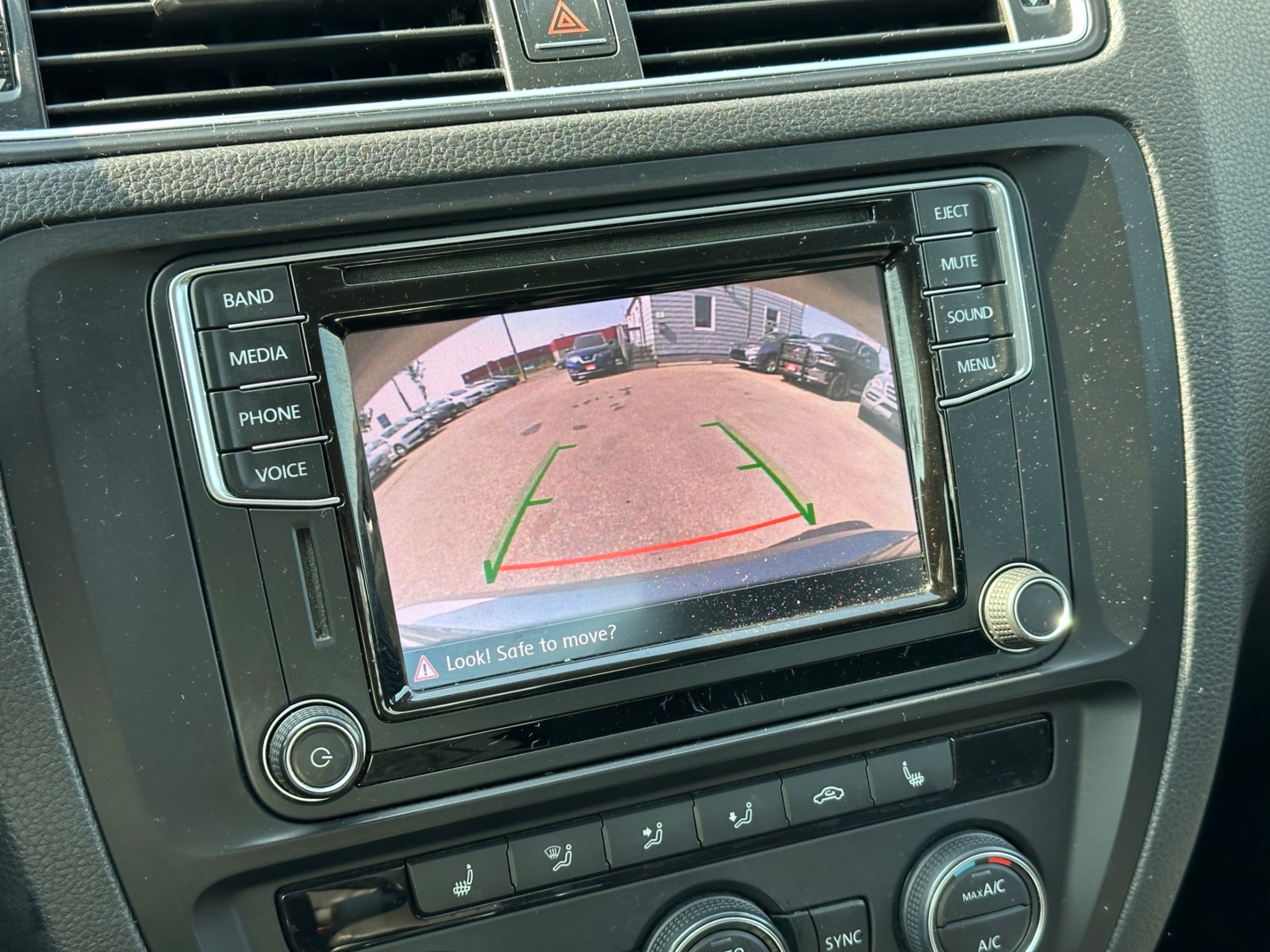 /gundhu/2016-Volkswagen-Jetta-9014071754350959.jpg