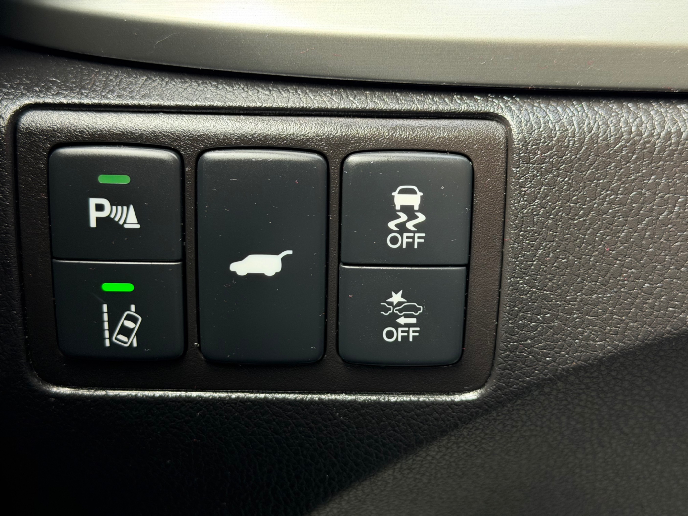 /gundhu/2017-Acura-RDX-15387620192666907.jpg
