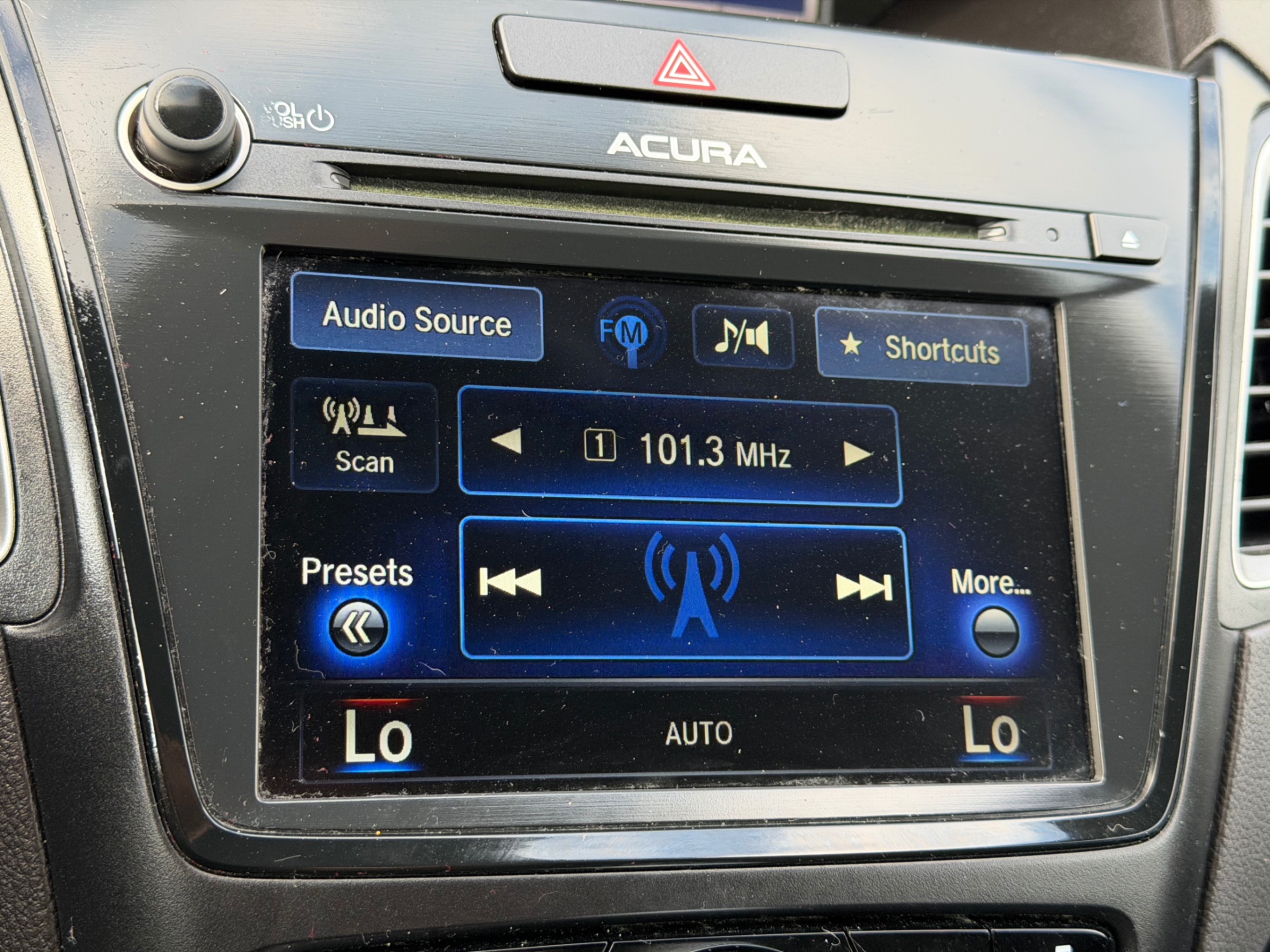 /gundhu/2017-Acura-RDX-9461864456531475.jpg