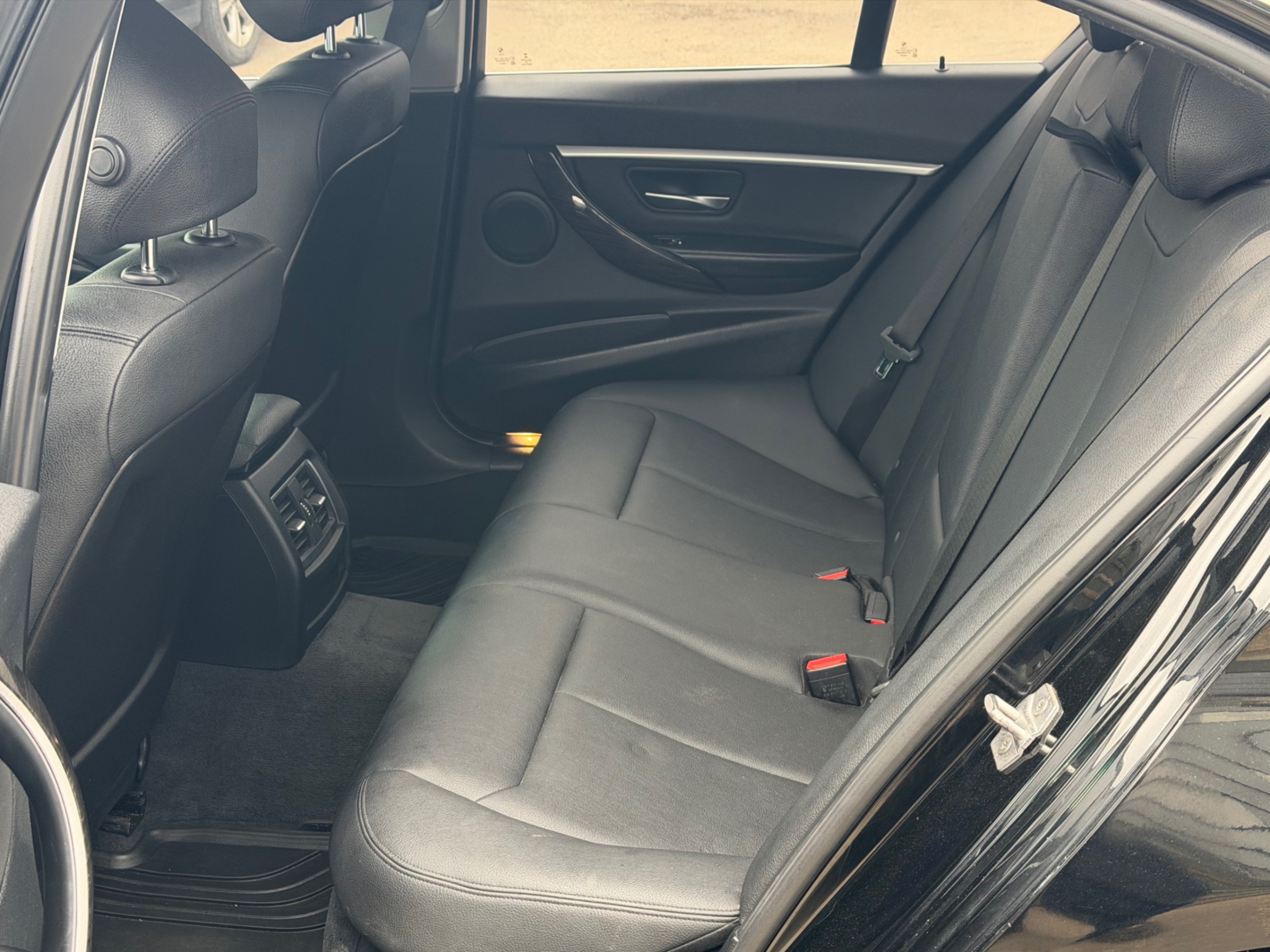 /gundhu/2017-BMW-3Series-06368394063784821.jpg