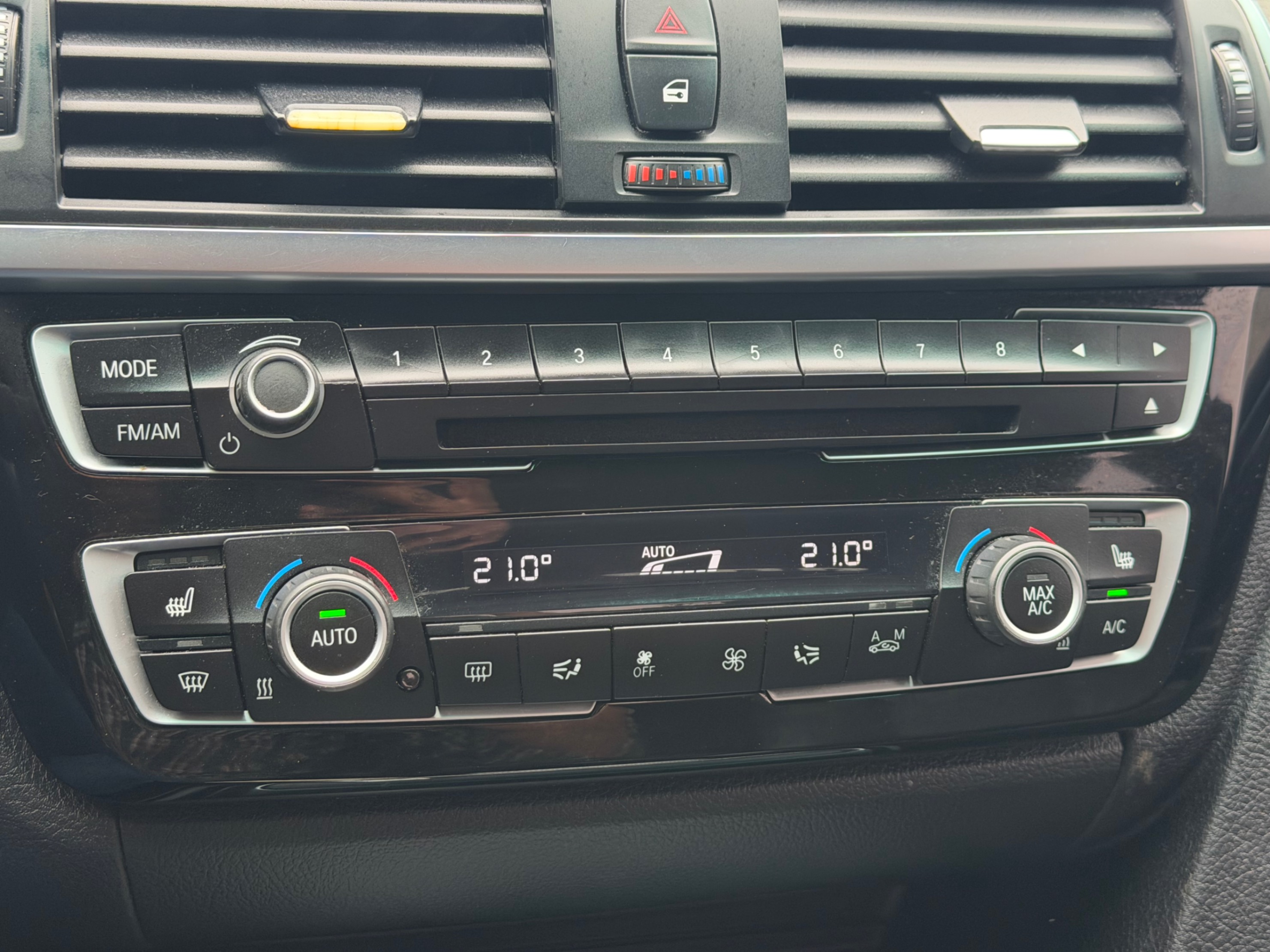 /gundhu/2017-BMW-3Series-31527221226830604.jpg
