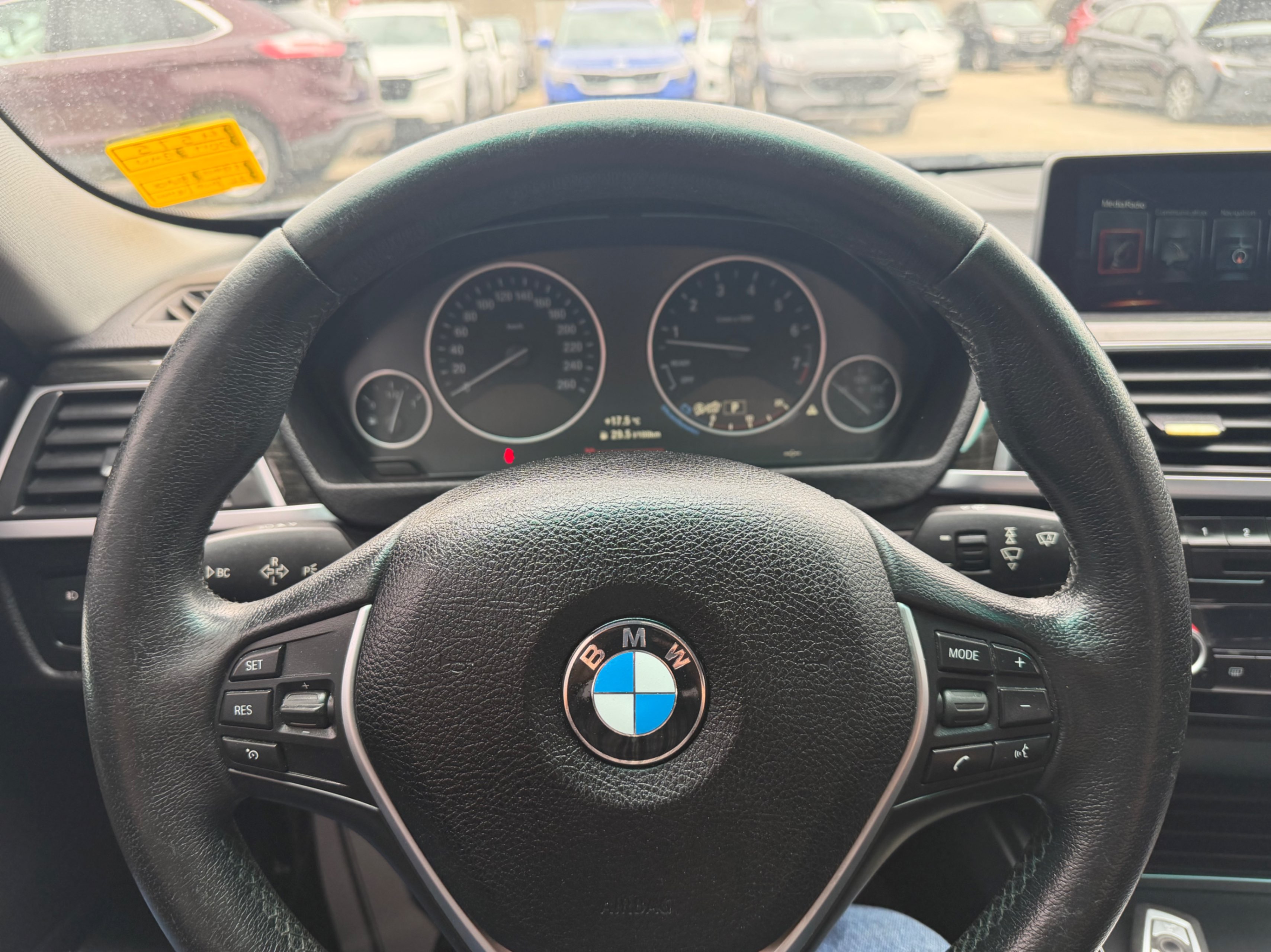 /gundhu/2017-BMW-3Series-564339613329633.jpg