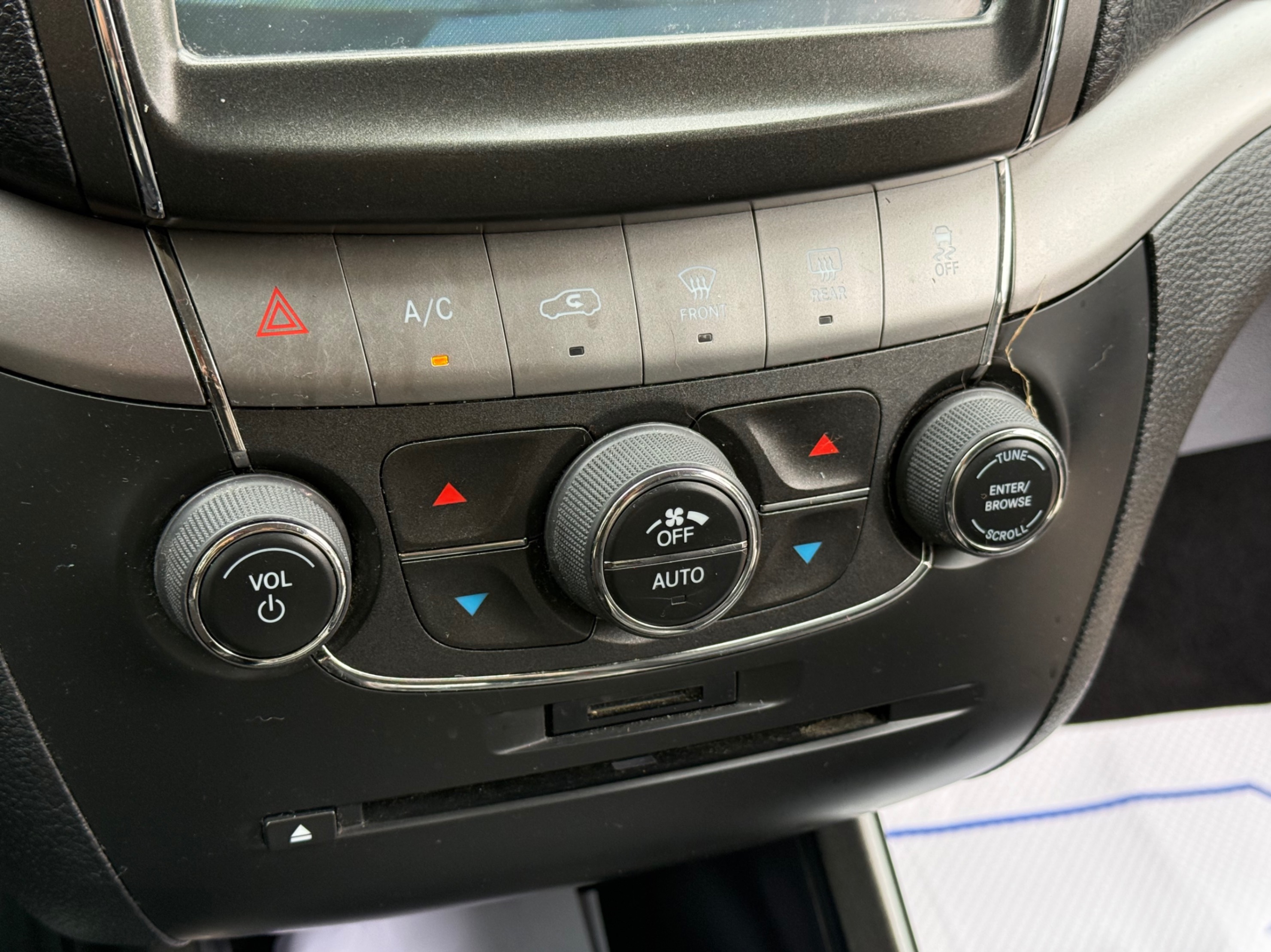/gundhu/2017-Dodge-Journey-22200757928223003.jpg