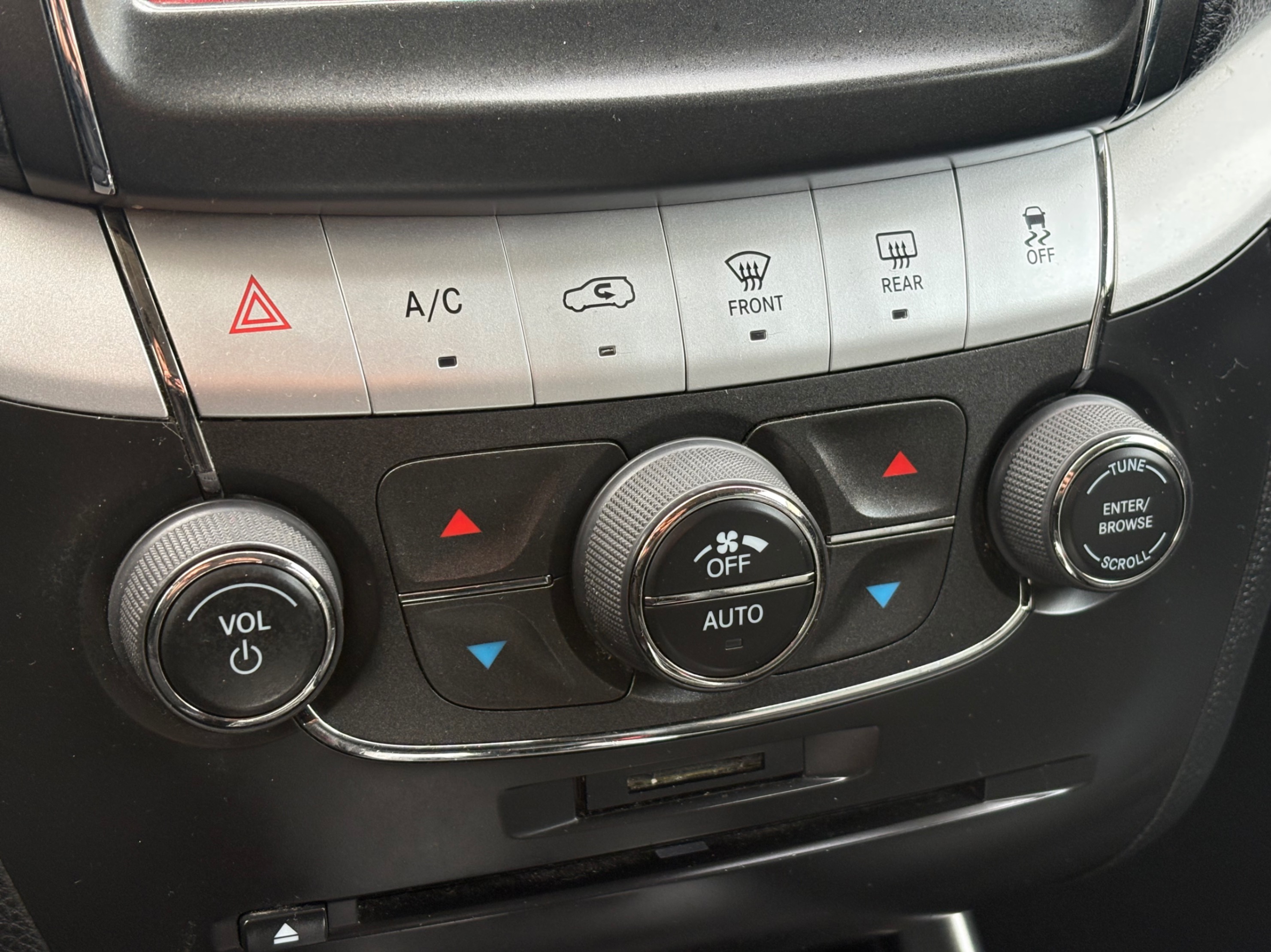 /gundhu/2017-Dodge-Journey-5136665885810148.jpg