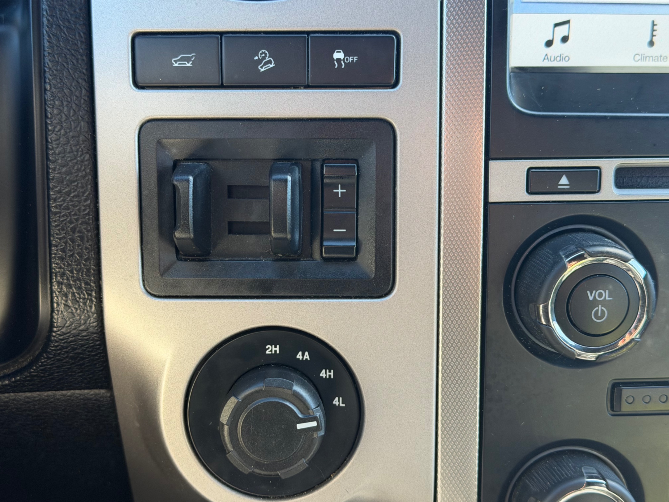 /gundhu/2017-Ford-Expedition-6129008525149231.jpg