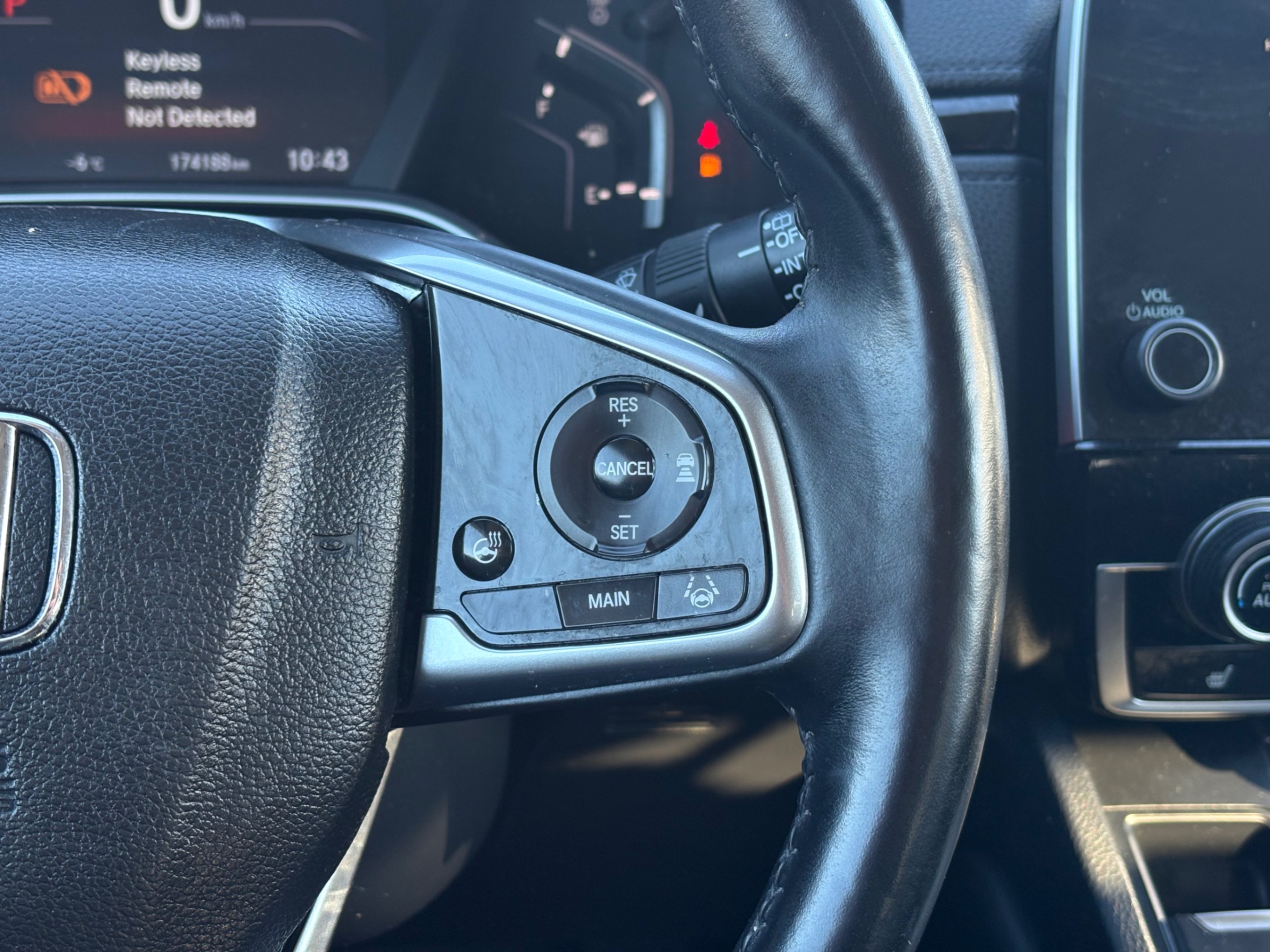 /gundhu/2017-Honda-CR-V-7058359820486002.jpg