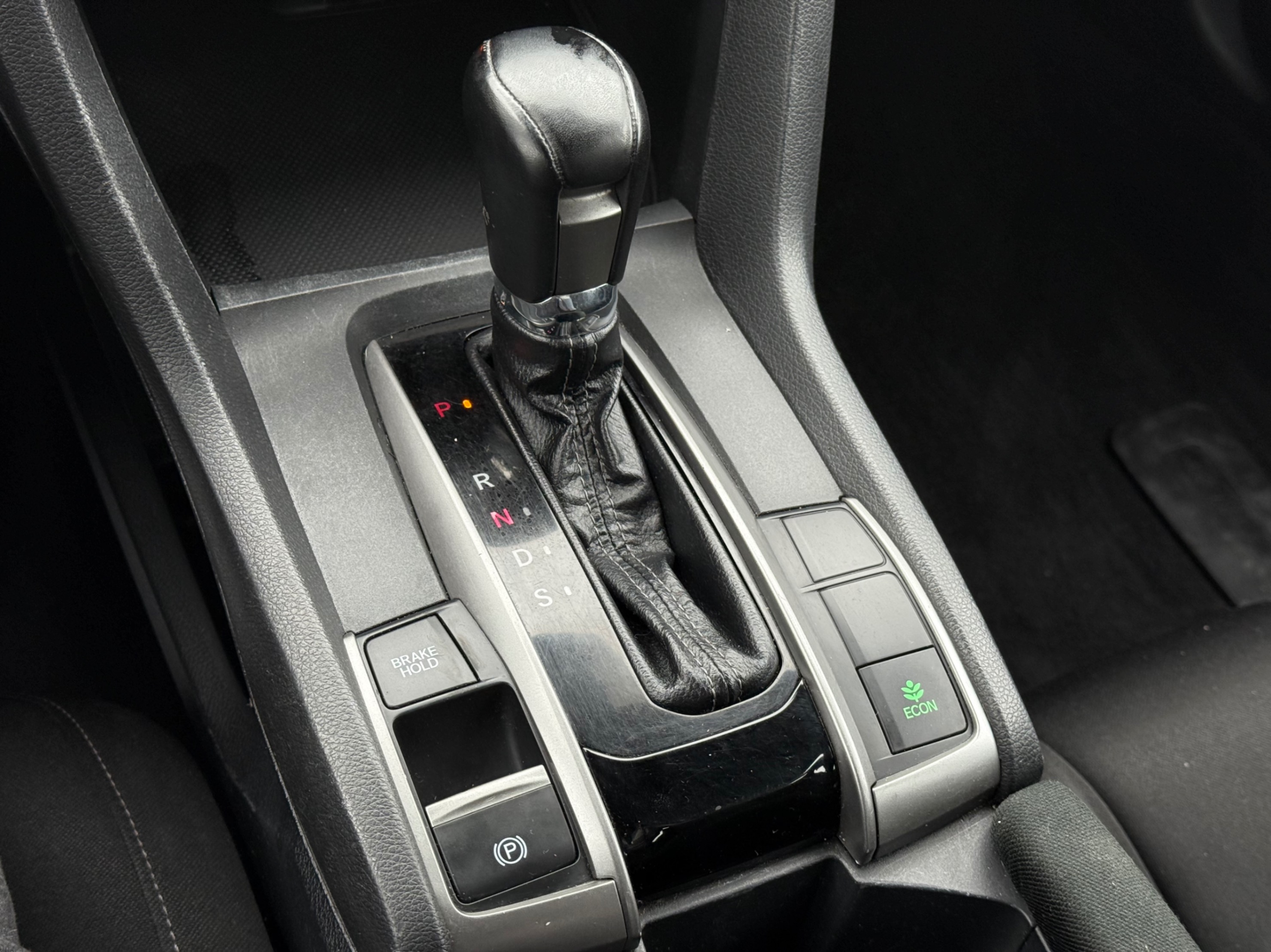 /gundhu/2017-Honda-Civic-28599246710421844.jpg