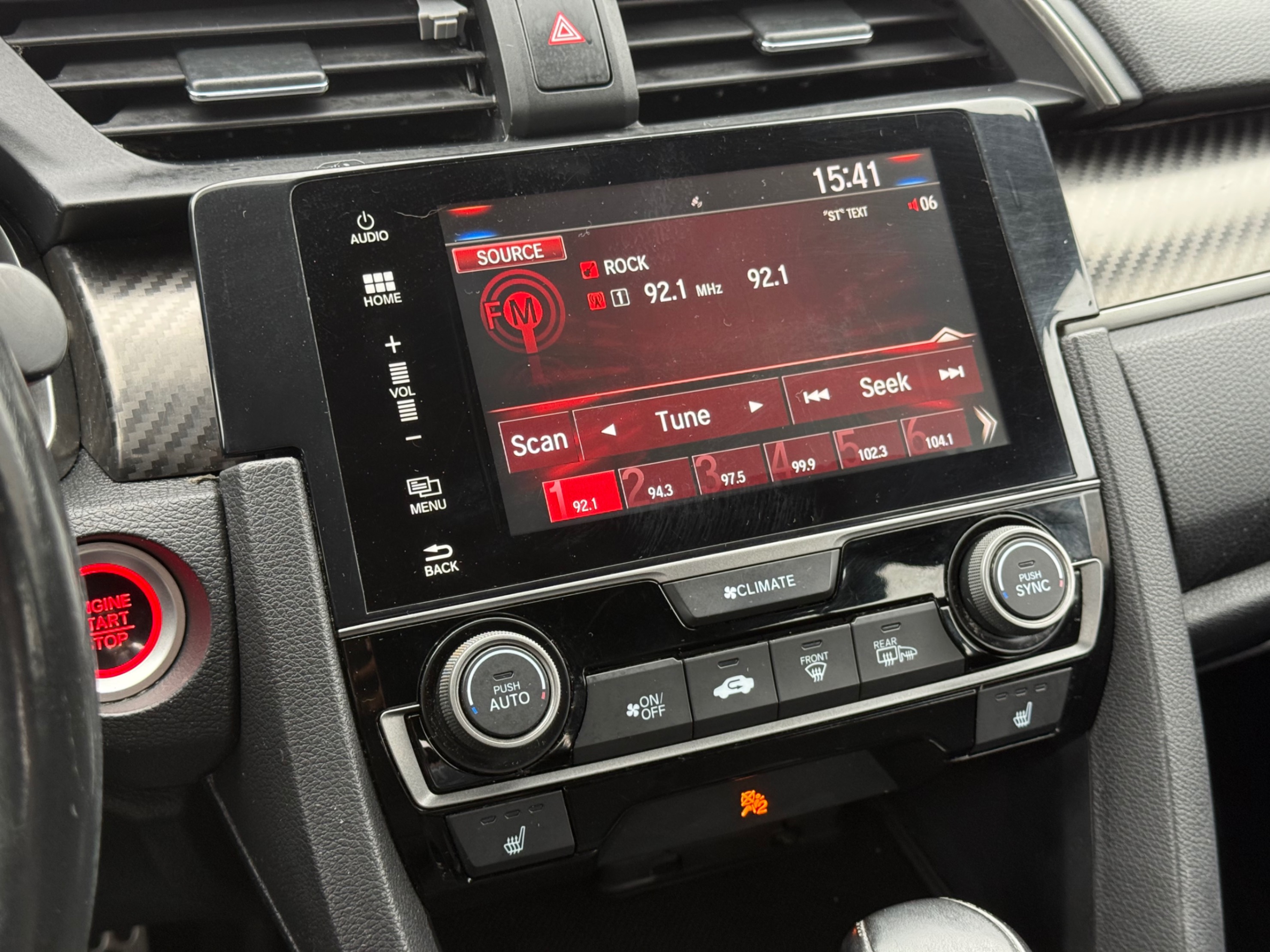 /gundhu/2017-Honda-Civic-6938884861856125.jpg