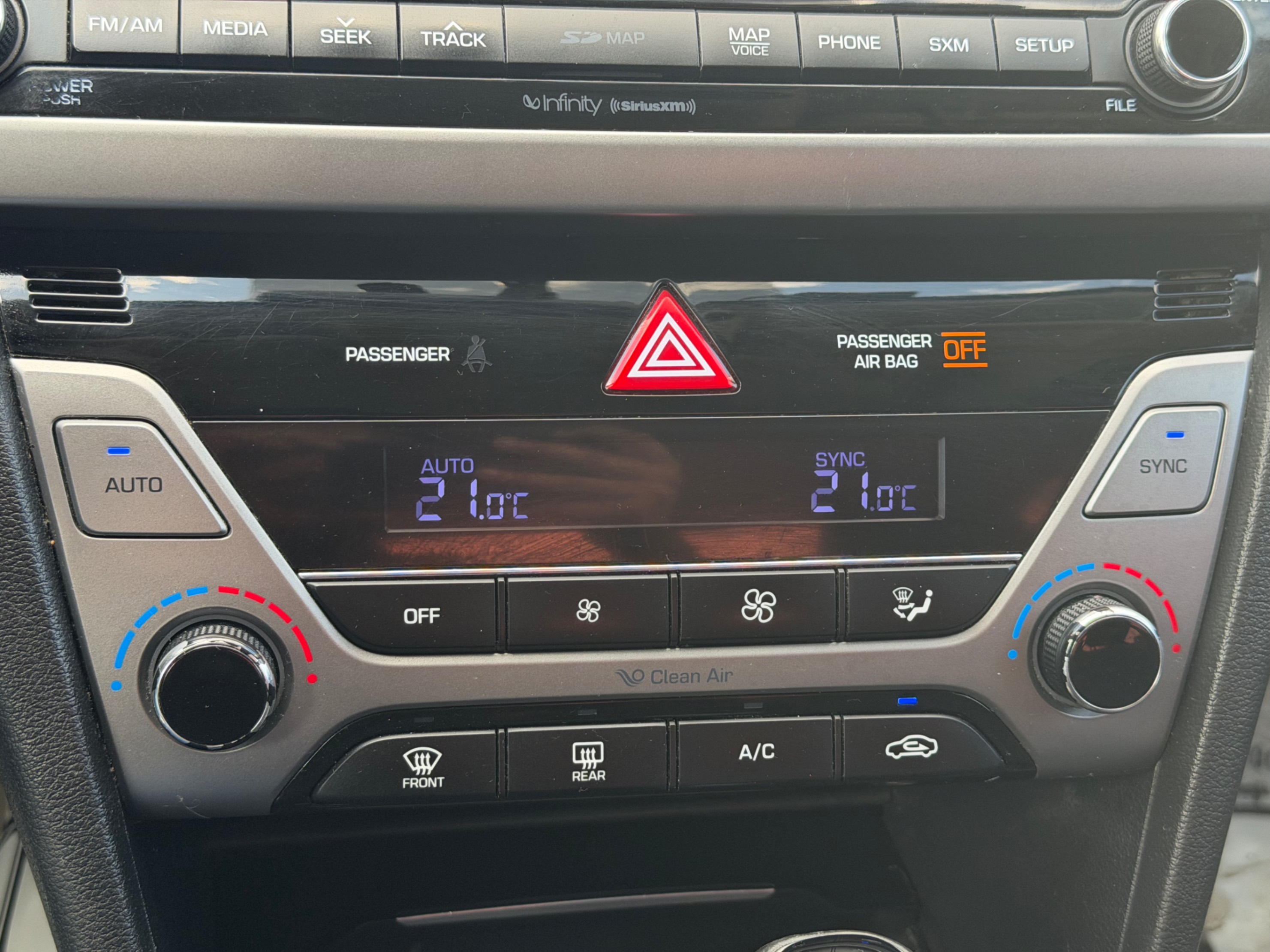 /gundhu/2017-Hyundai-Elantra-5972227731245388.jpg