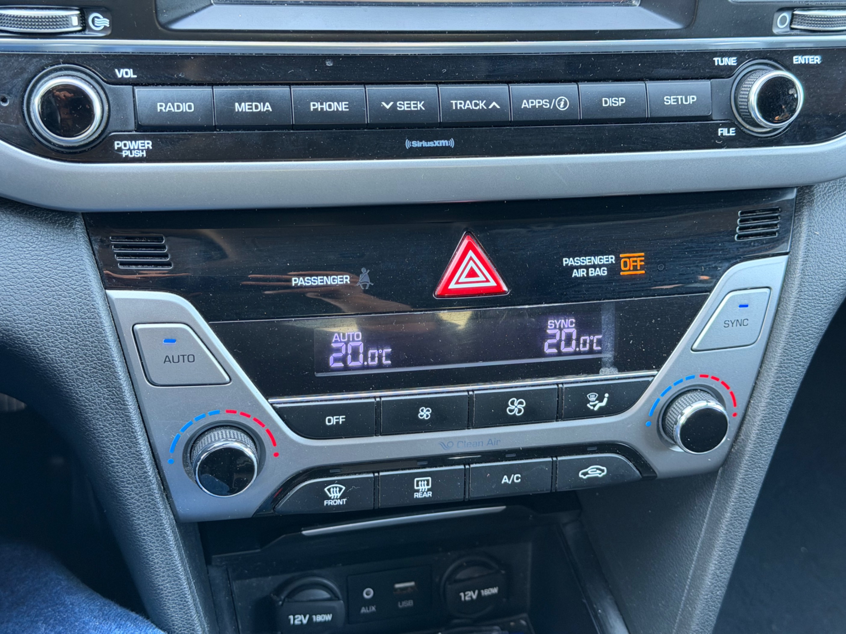 /gundhu/2017-Hyundai-Elantra-8752413868067572.jpg