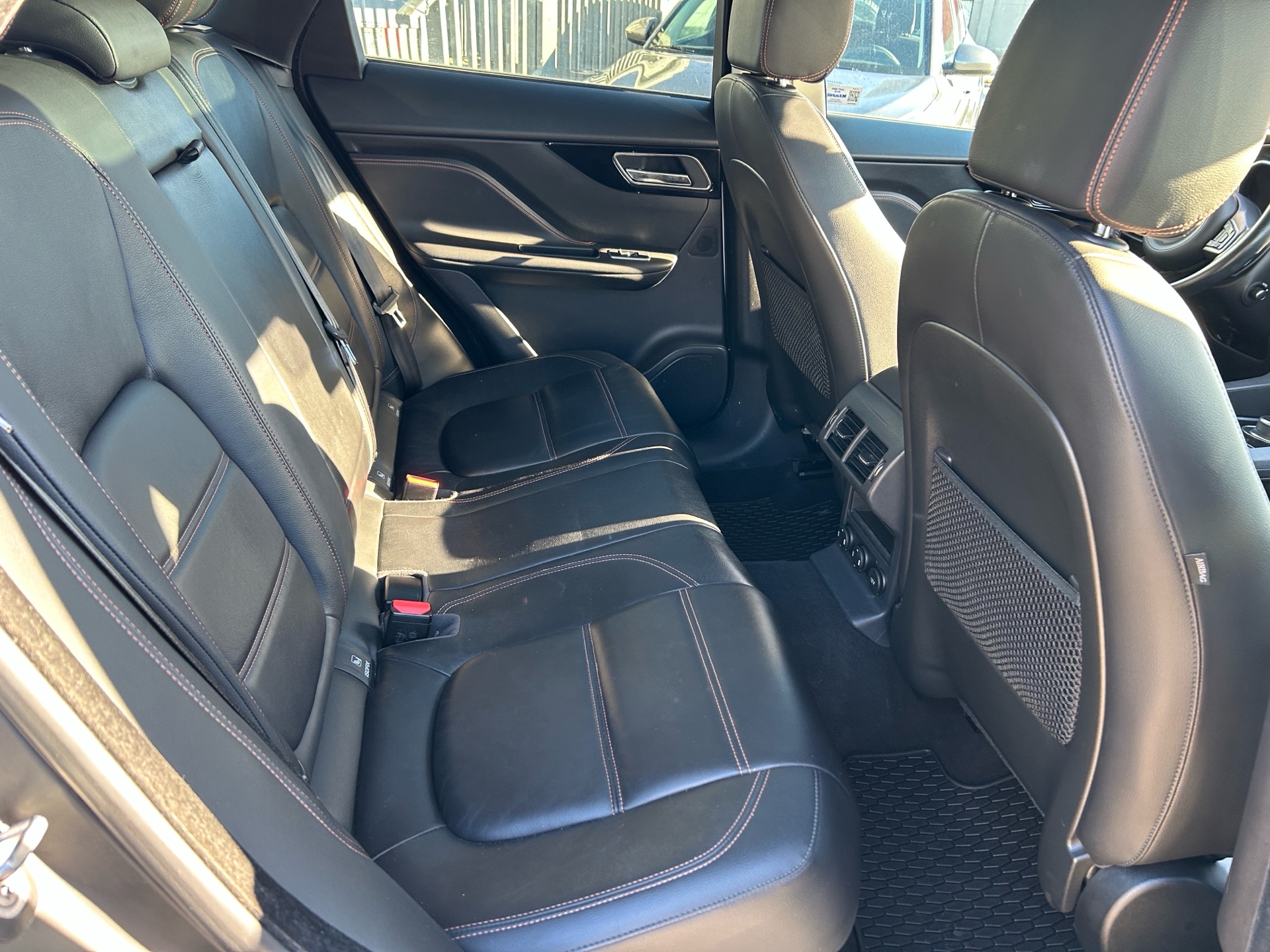 /gundhu/2017-Jaguar-F-PACE-08445543212230588.jpg
