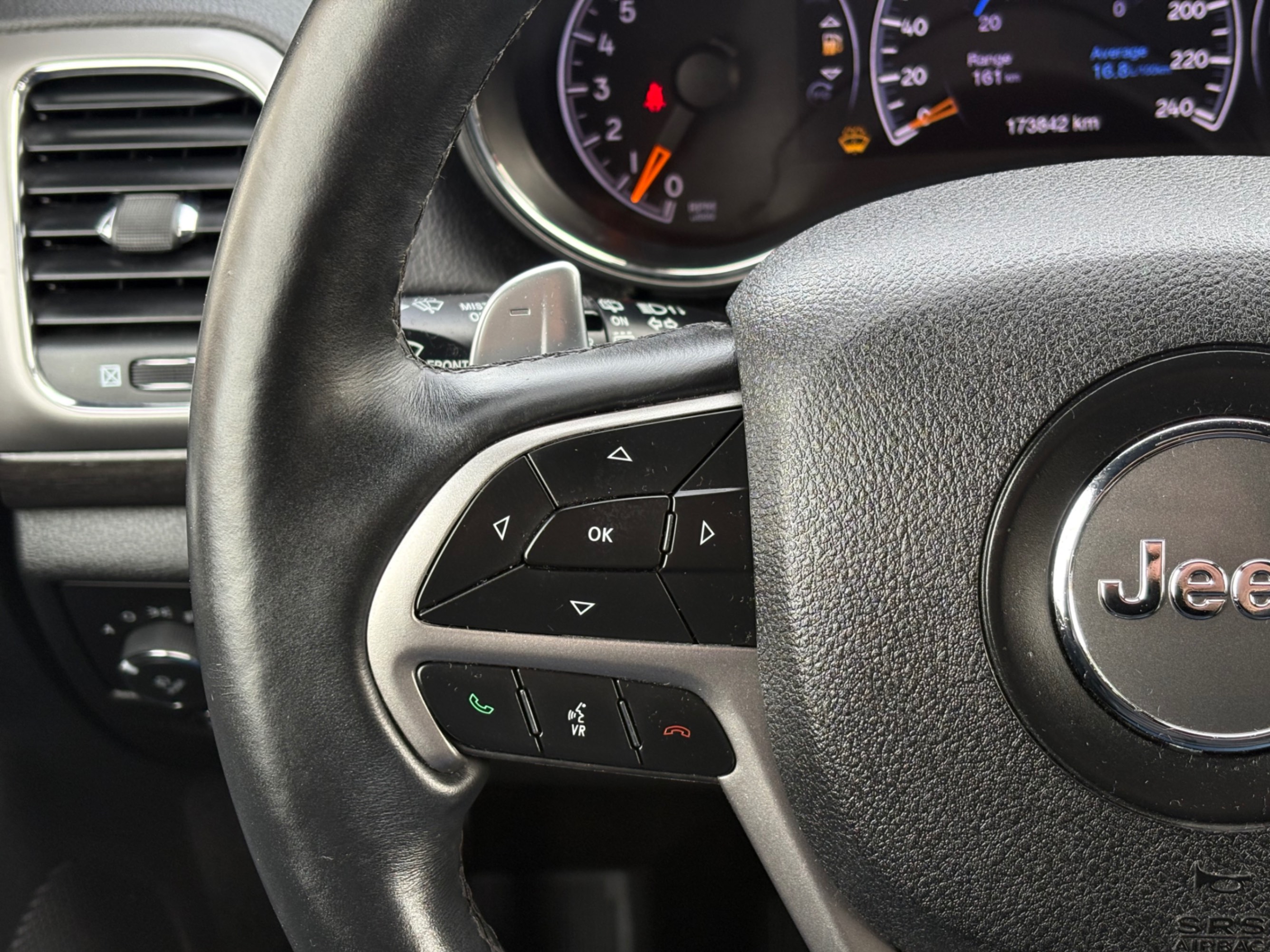/gundhu/2017-Jeep-GrandCherokee-33955746232042117.jpg