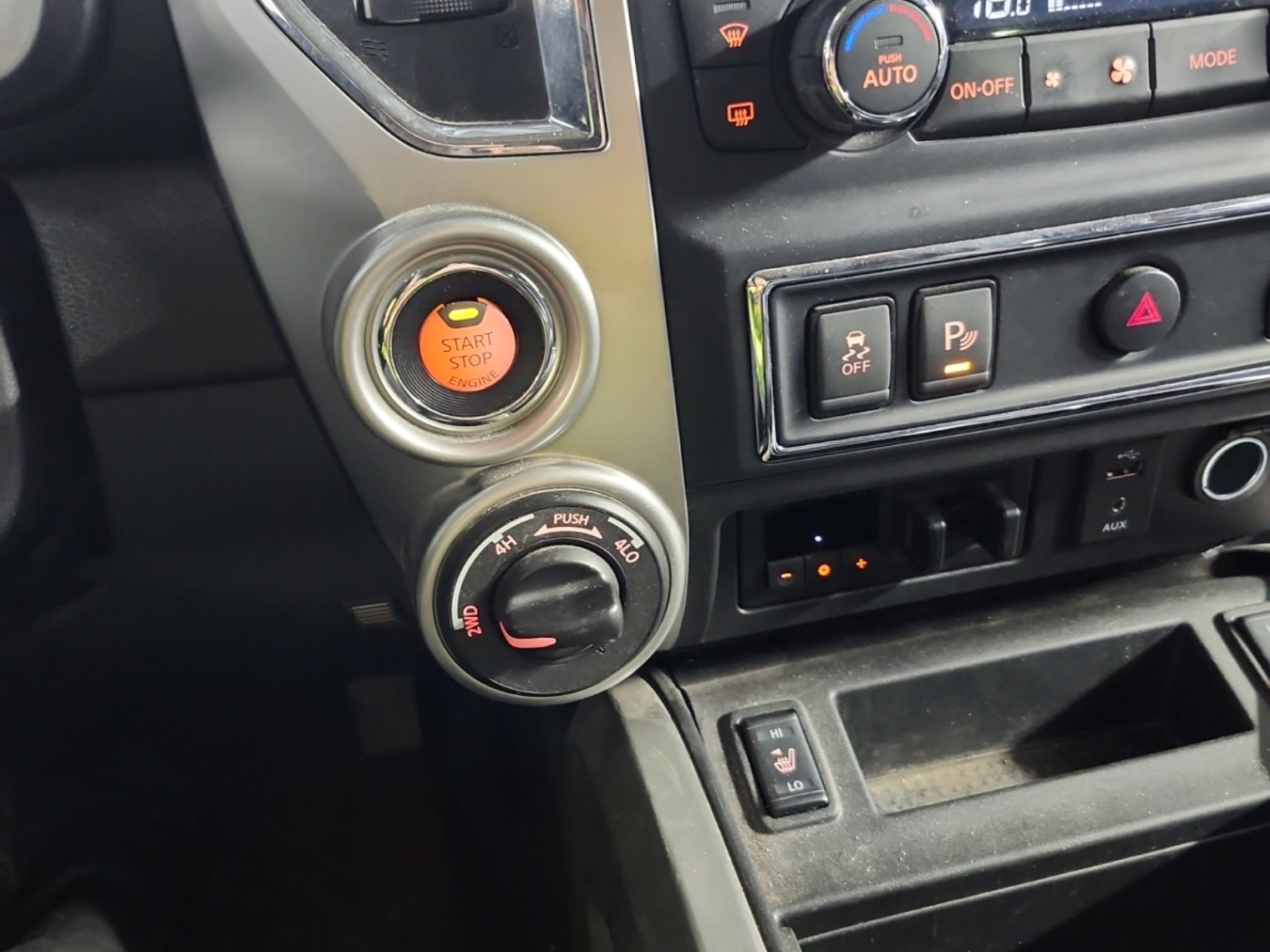/gundhu/2017-Nissan-Titan-010783842752202233.jpg