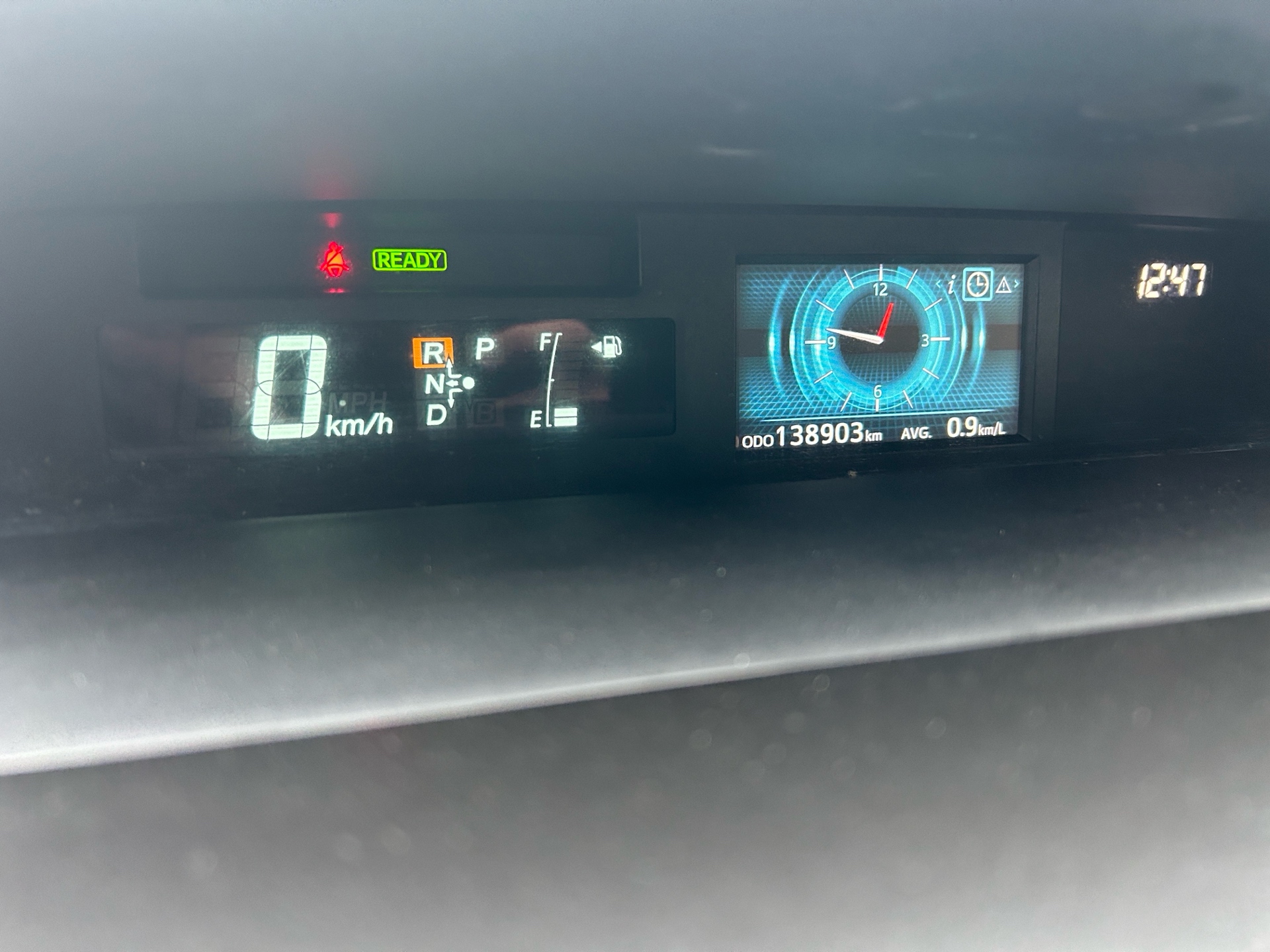 /gundhu/2017-Toyota-Priusv-17606245882155003.jpg