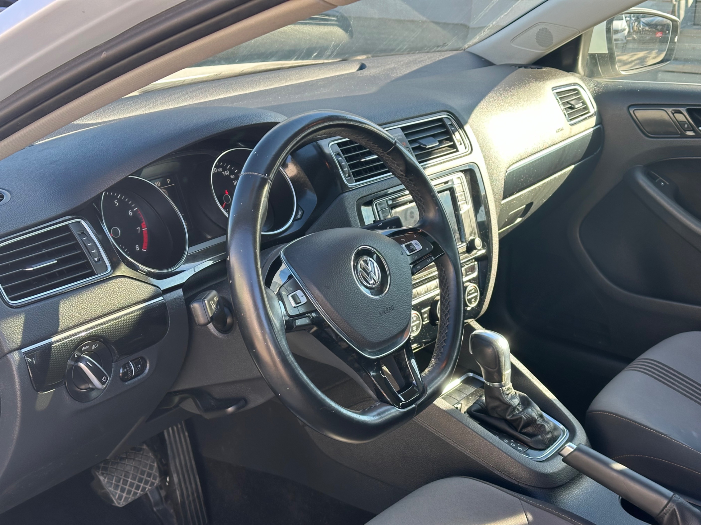 /gundhu/2017-Volkswagen-Jetta-4288985390000757.jpg